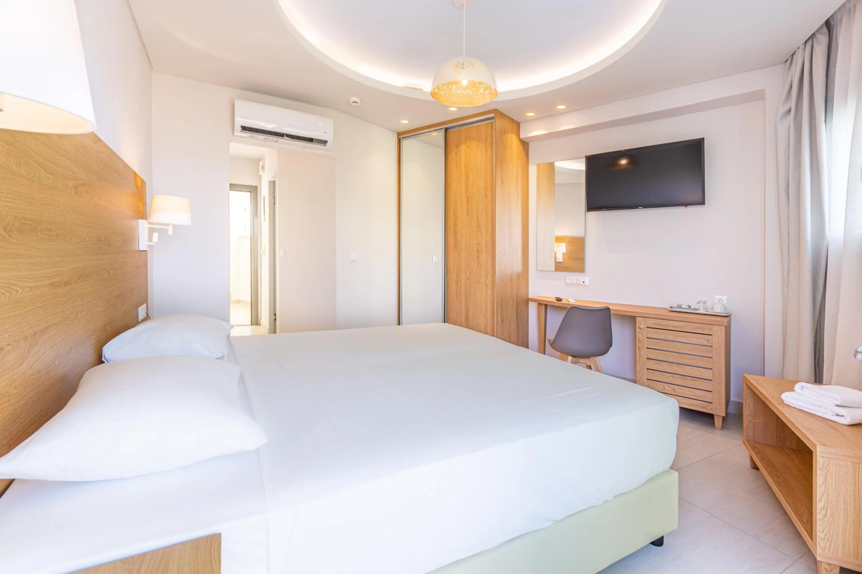 Photo of the whole room, Bed in Anna Maria Village