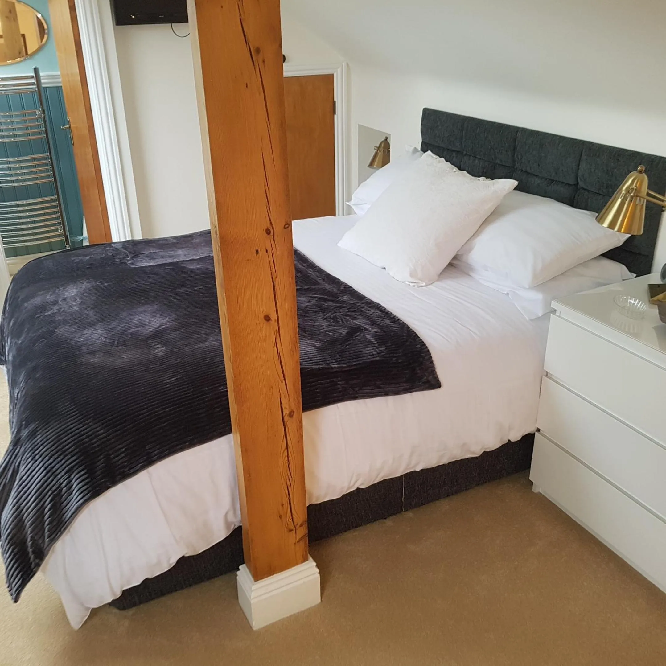 Bed in Ugiebrae House Bed & Breakfast