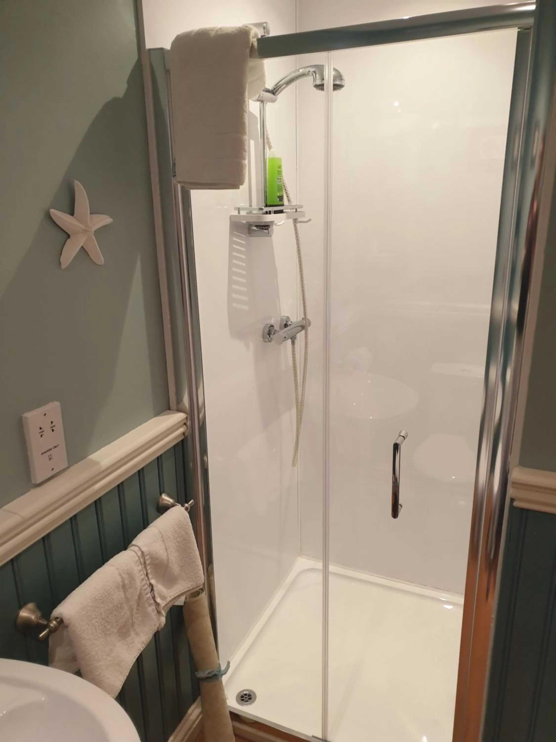 Bathroom in Ugiebrae House Bed & Breakfast