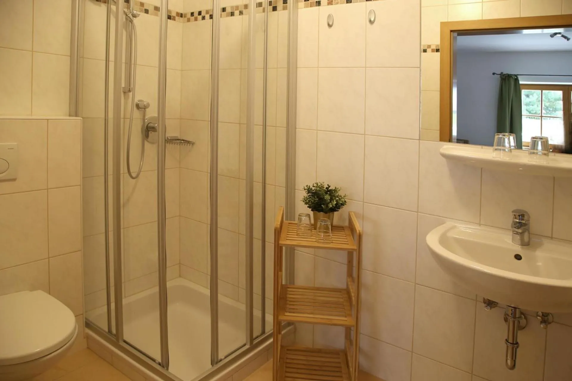 Shower in Die Filzmooserin - Apartments in Filzmoos, Filzmoos Card inklusive