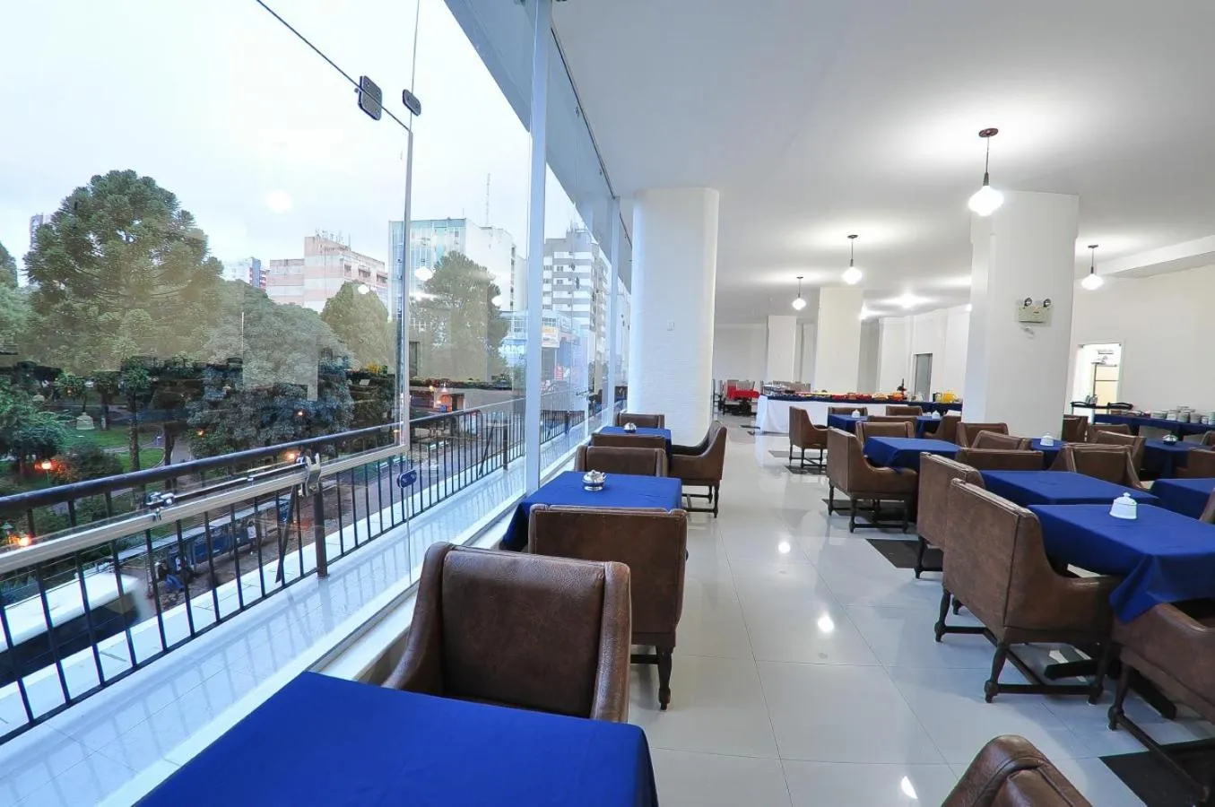 Communal kitchen in Turis Hotel