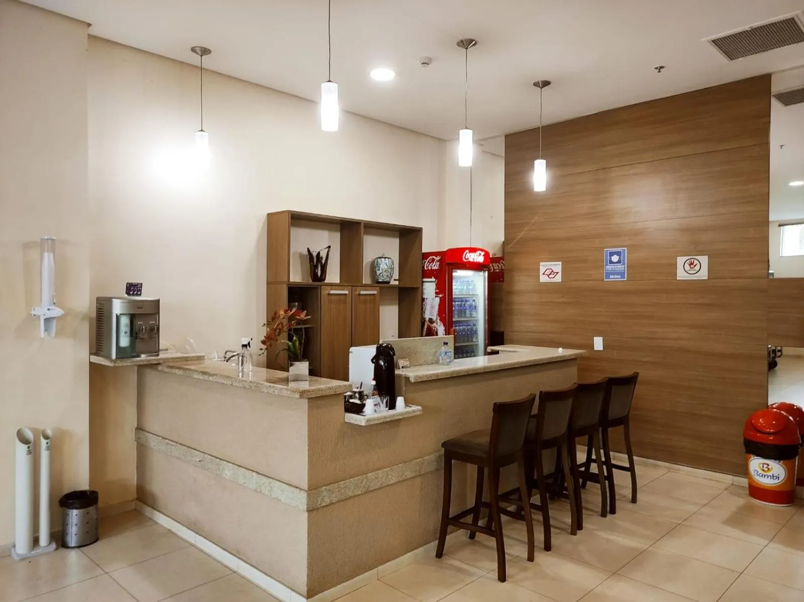 Kitchen or kitchenette in Tiffany Hotel