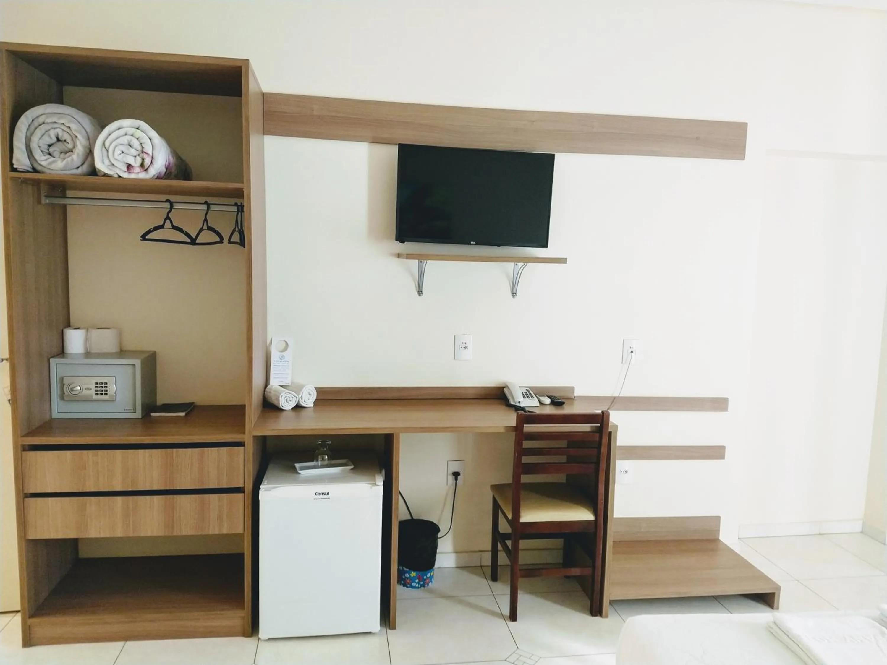 TV and multimedia in Tiffany Hotel