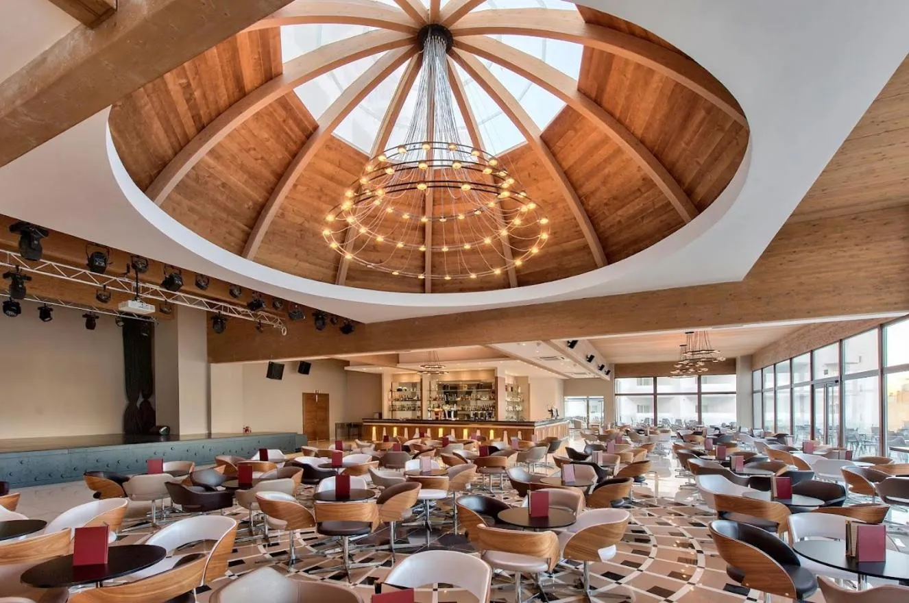 Lounge or bar in db San Antonio Hotel + Spa All Inclusive