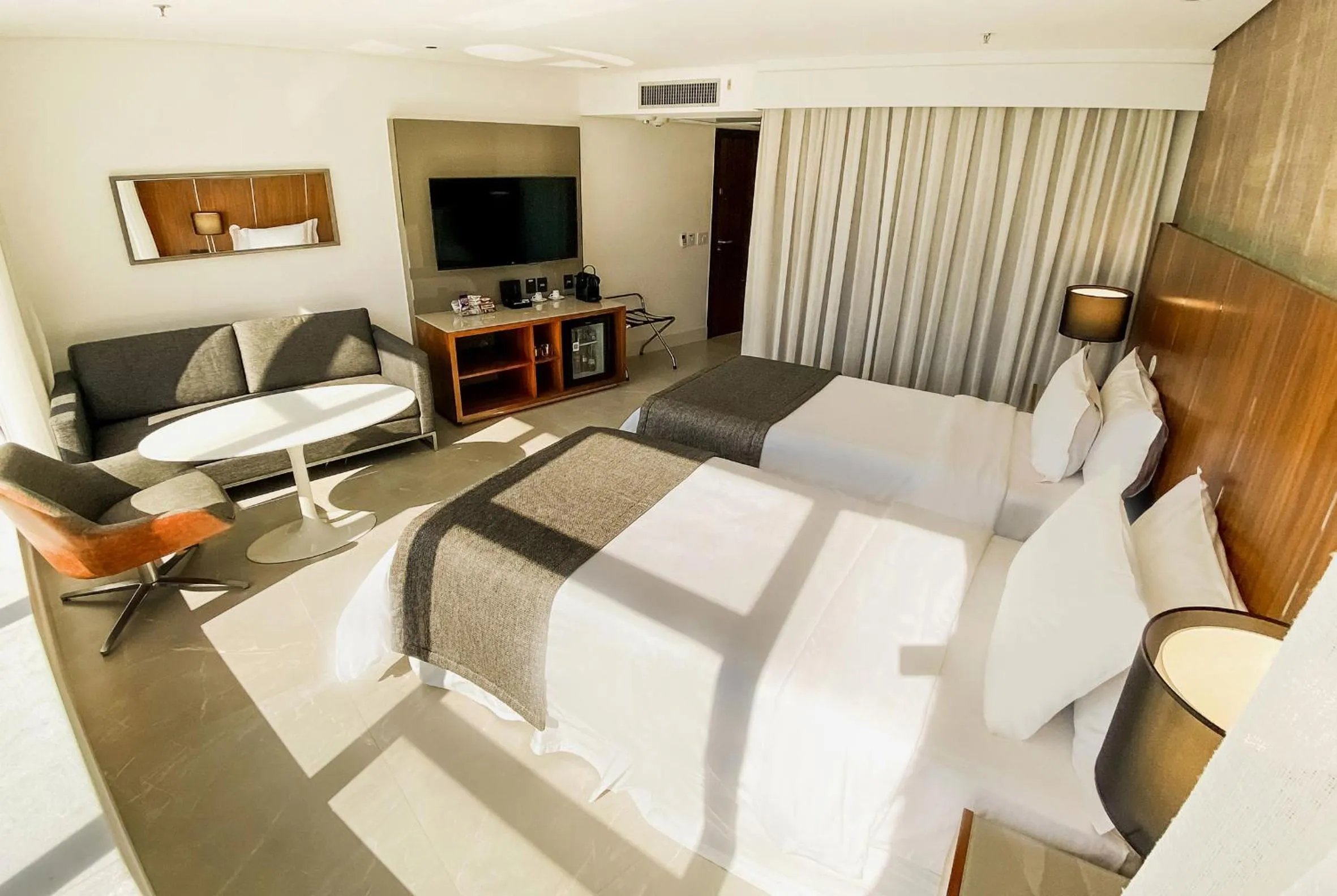 TV and multimedia, Bed in Hotel Nacional Rio de Janeiro - OFICIAL