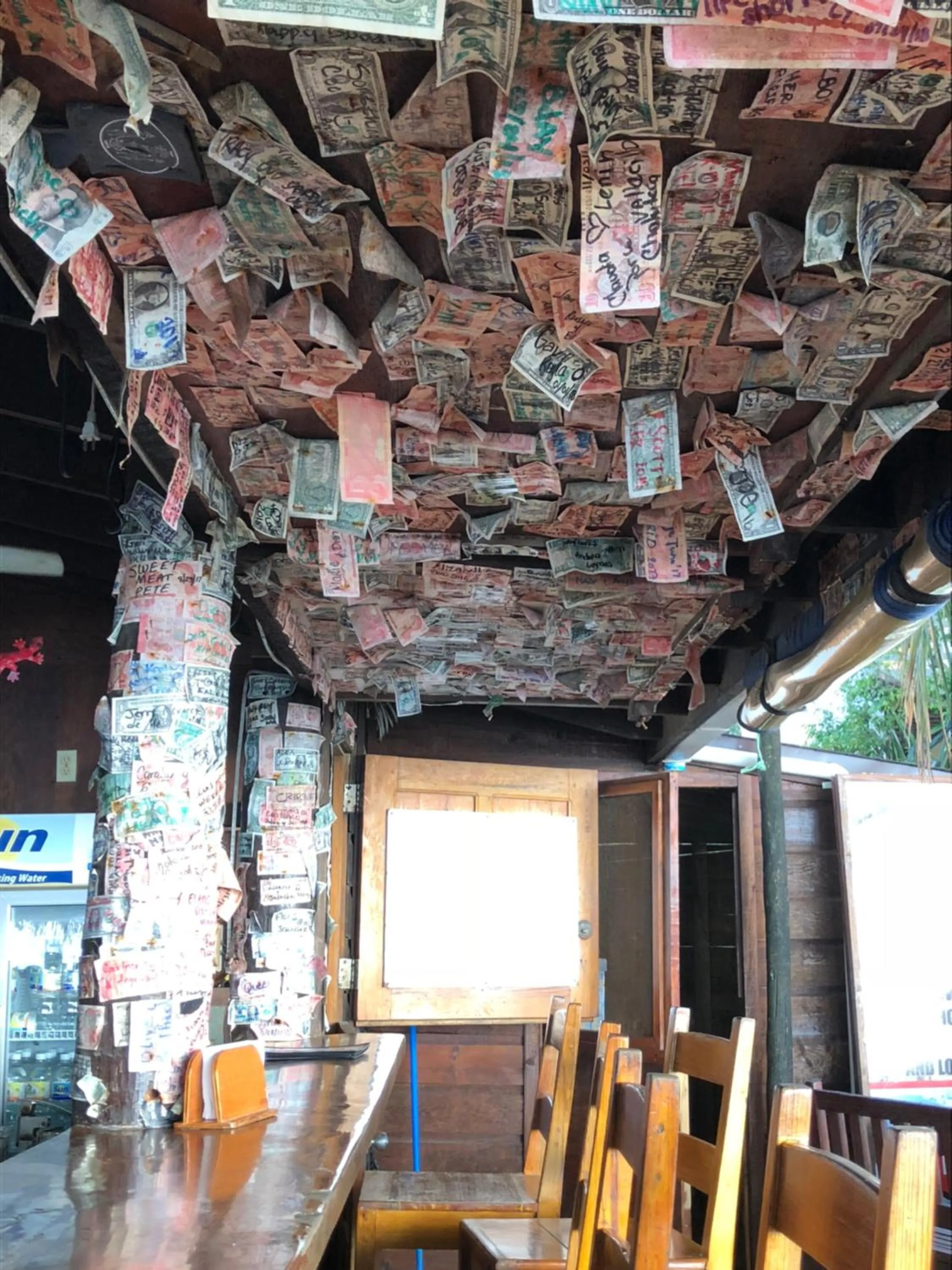 Lounge or bar in Bananarama Dive & Beach Resort