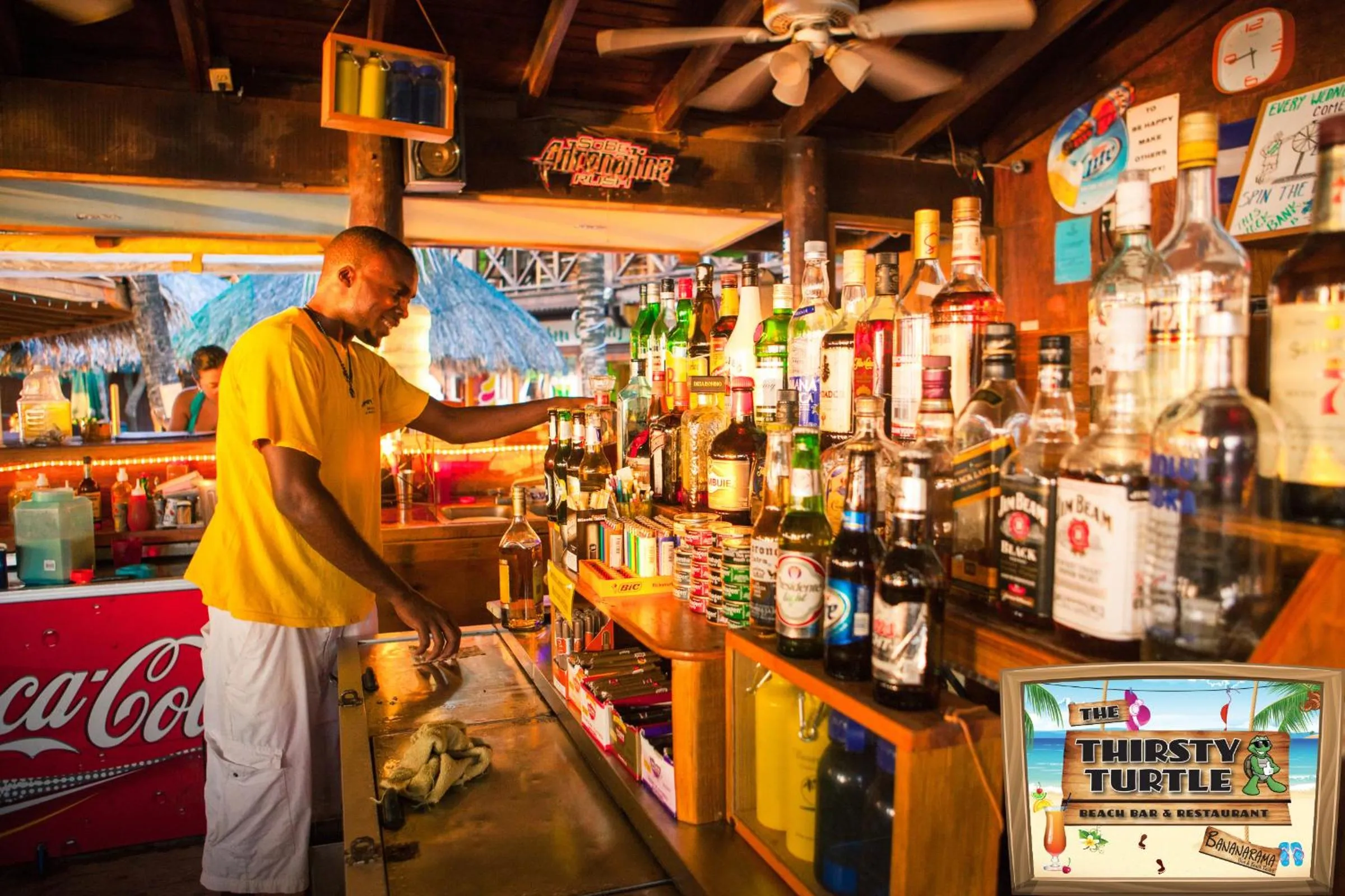 Lounge or bar in Bananarama Dive & Beach Resort