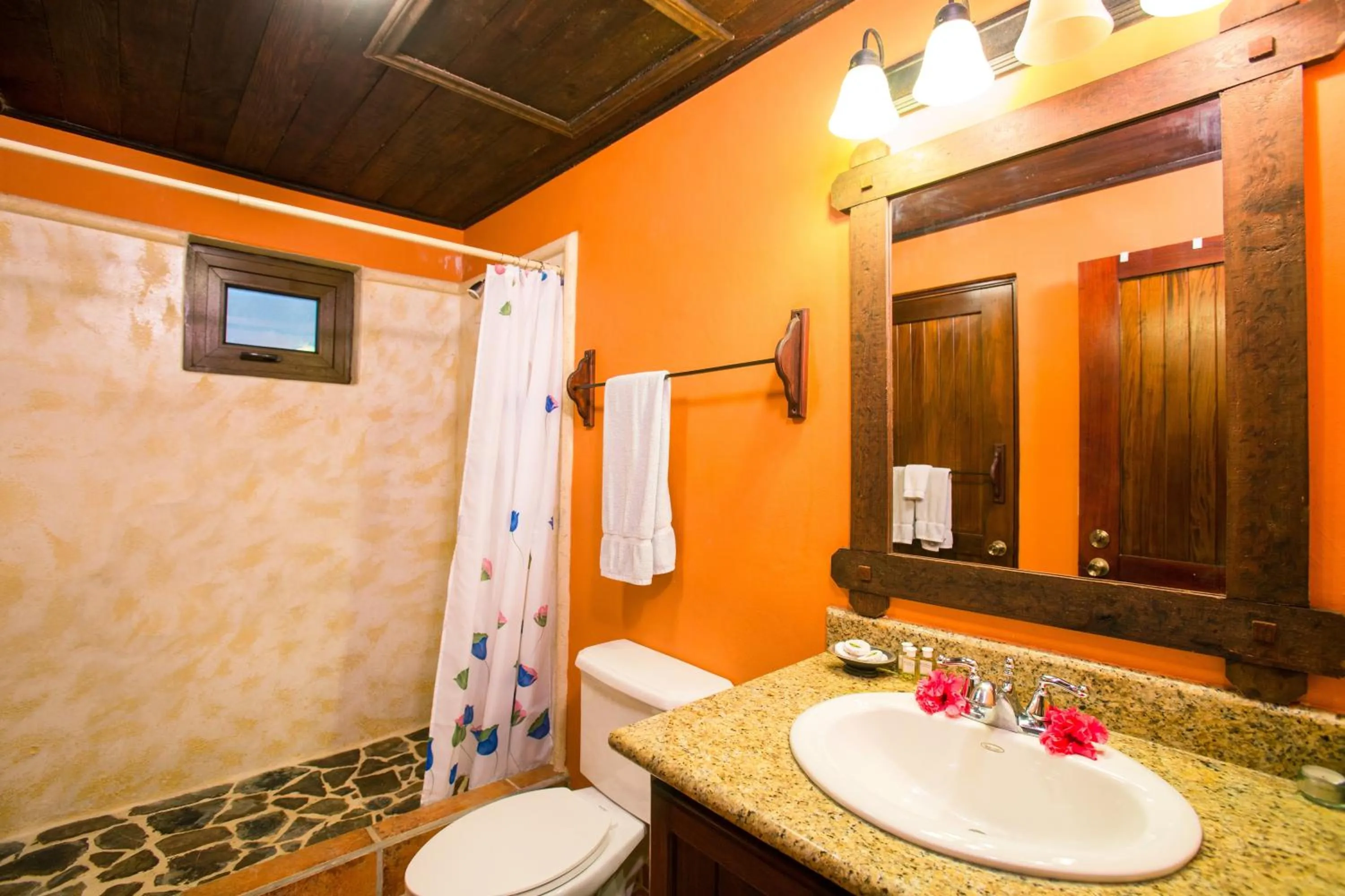 Bathroom in Bananarama Dive & Beach Resort