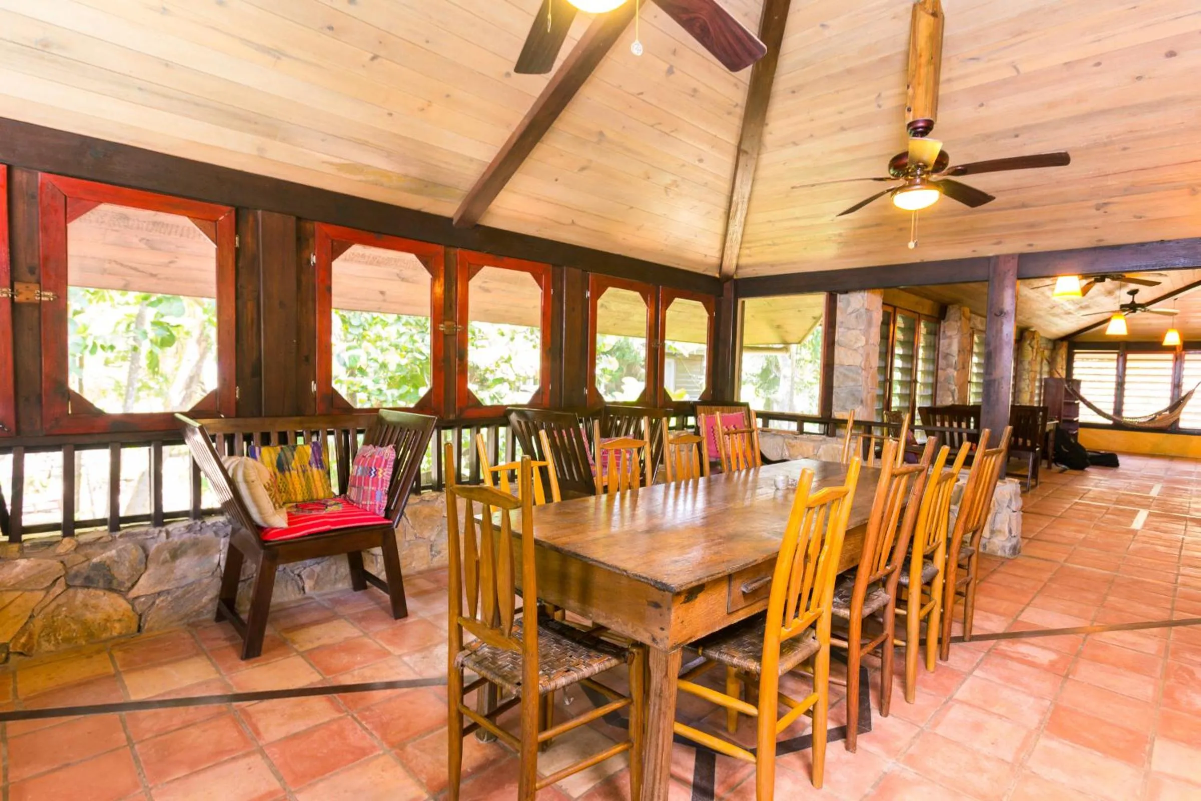 Restaurant/places to eat in Bananarama Dive & Beach Resort