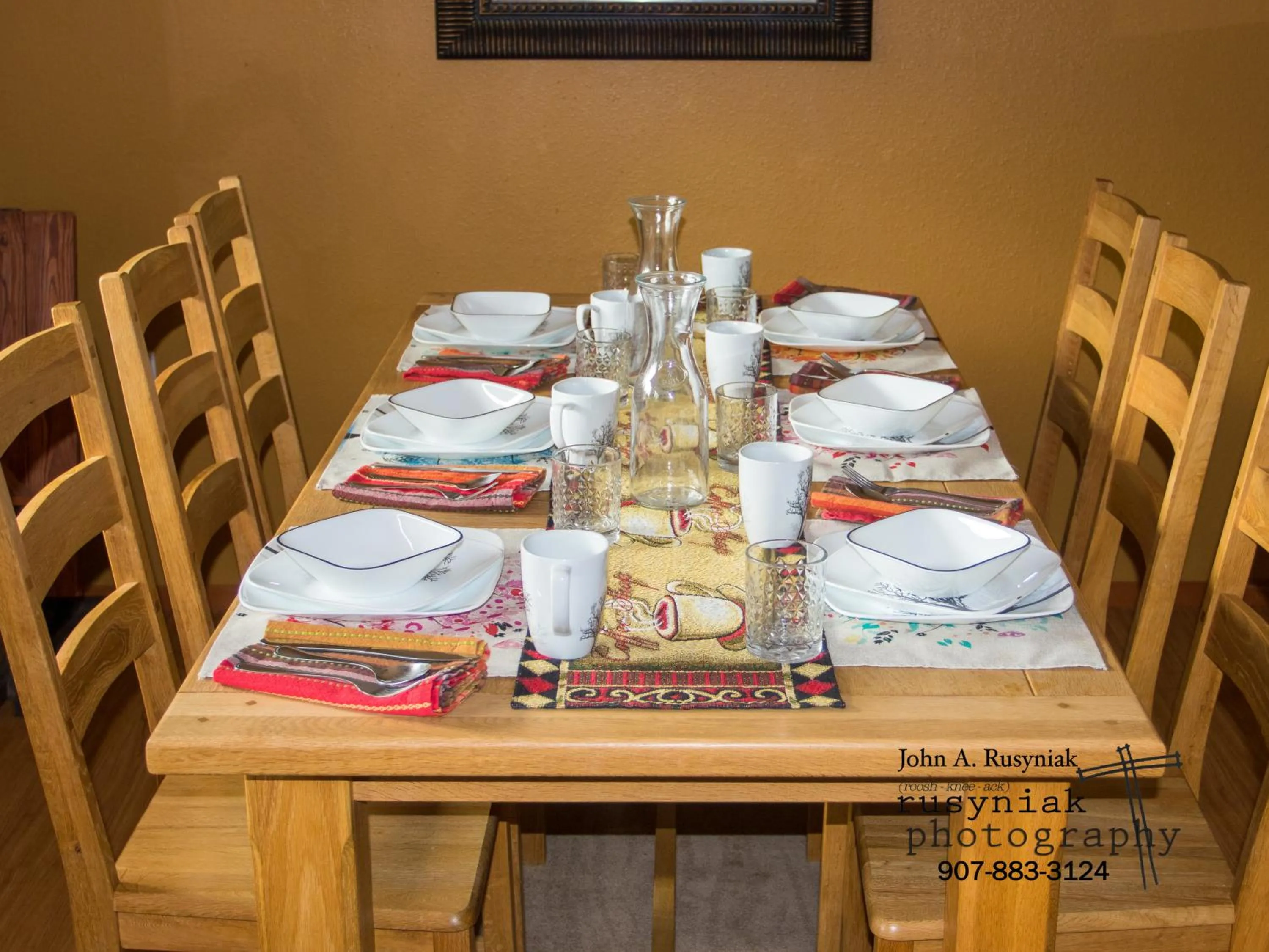 Breakfast in A Hyde Away Inn B&B