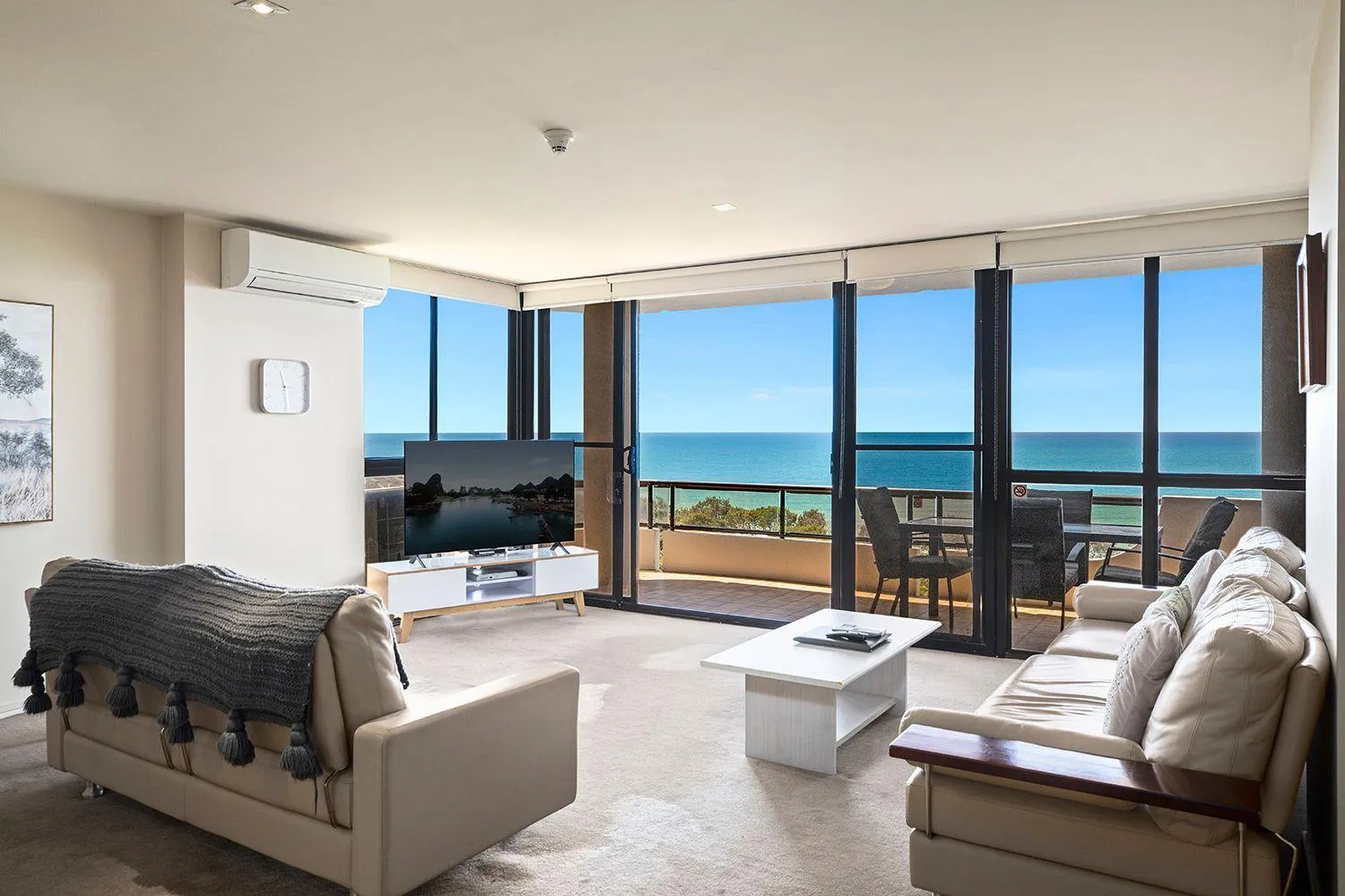 Living room in Pacific Towers Beach Resort