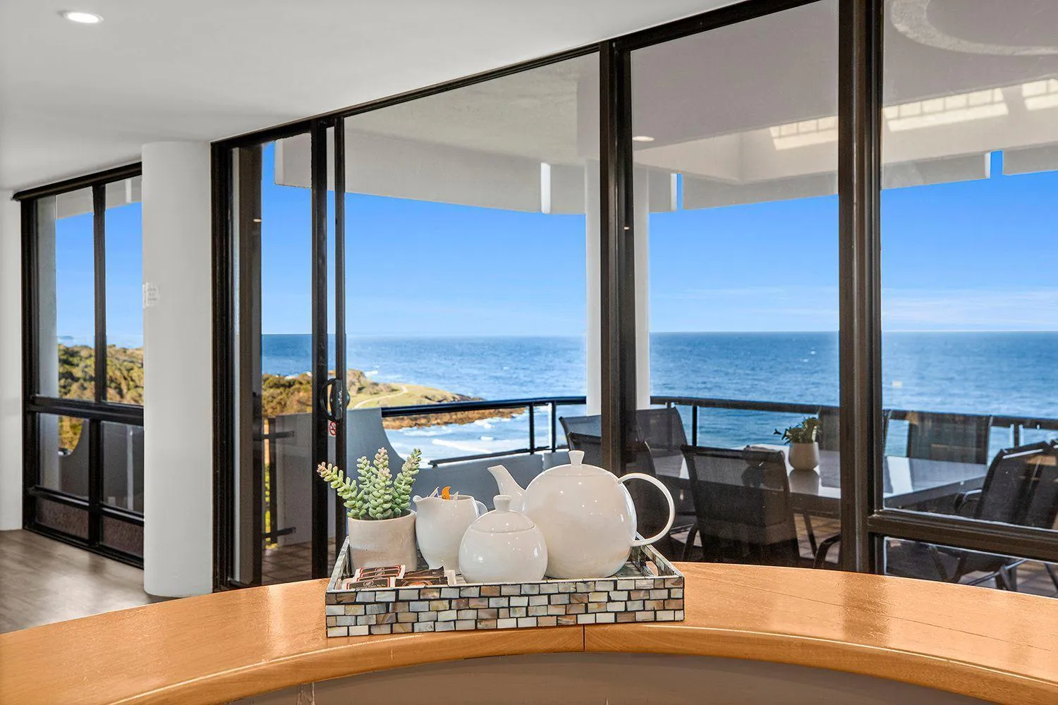 Dining area in Pacific Towers Beach Resort