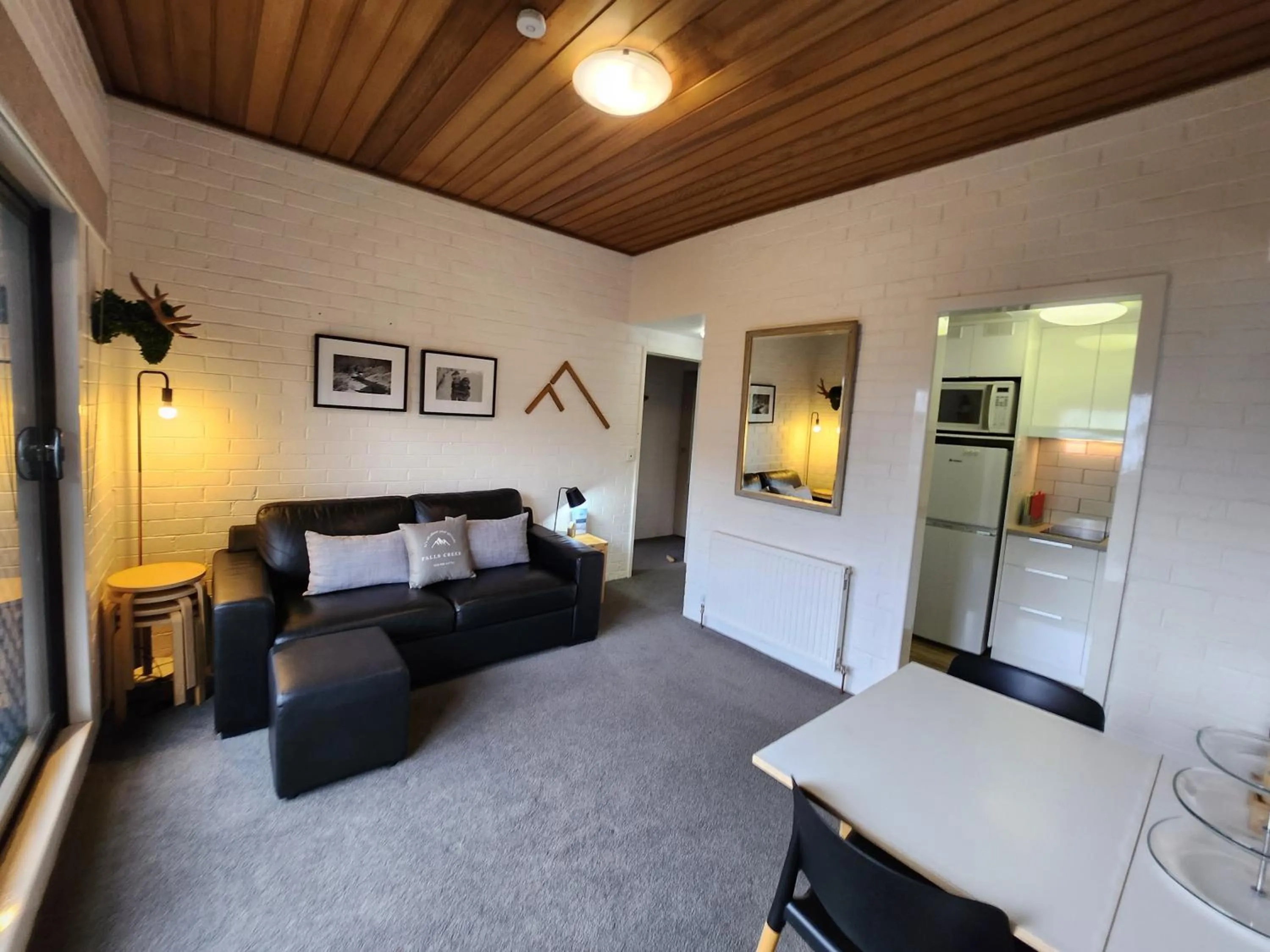 Bed in Cedarwood Apartments