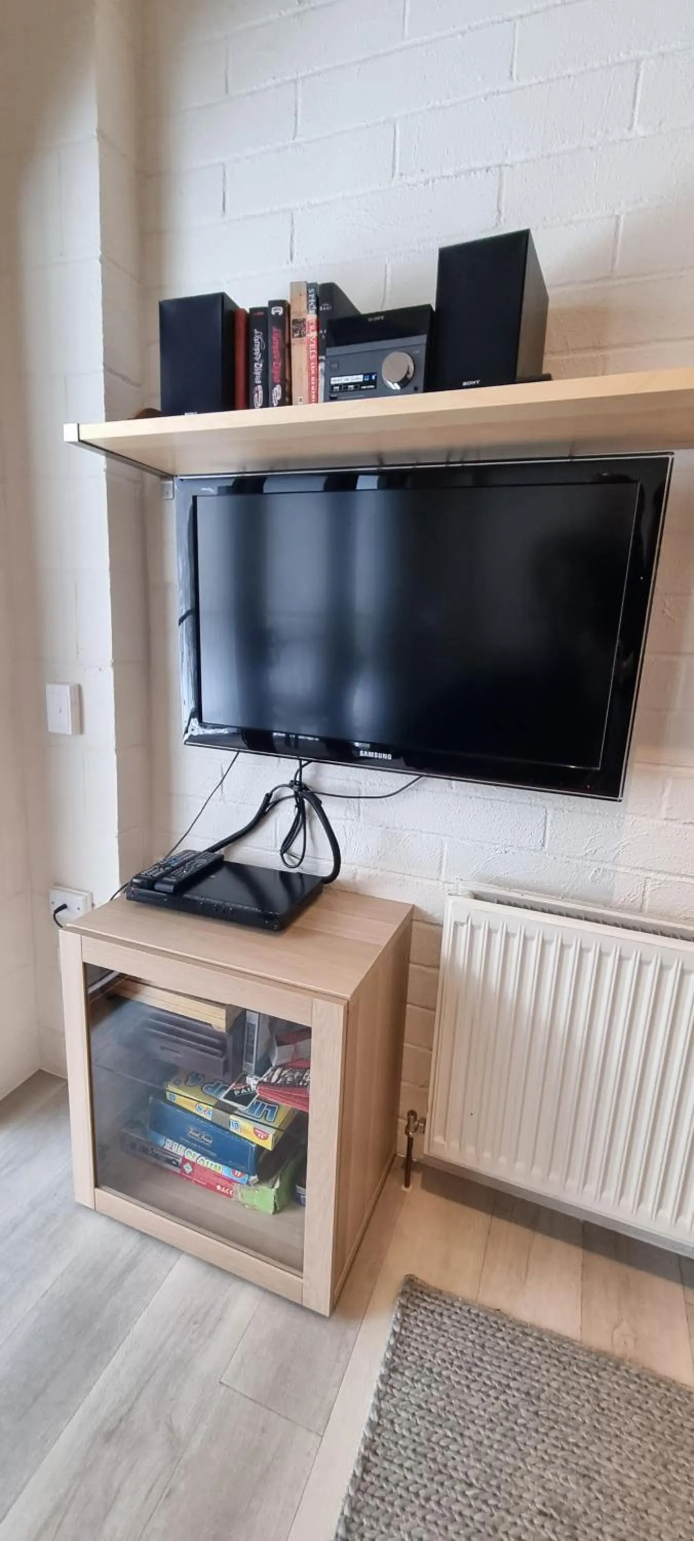 Cedarwood Apartments