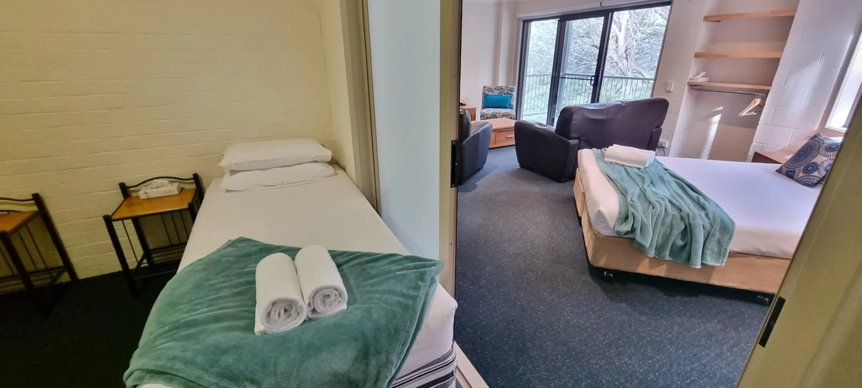 Bed in Cedarwood Apartments