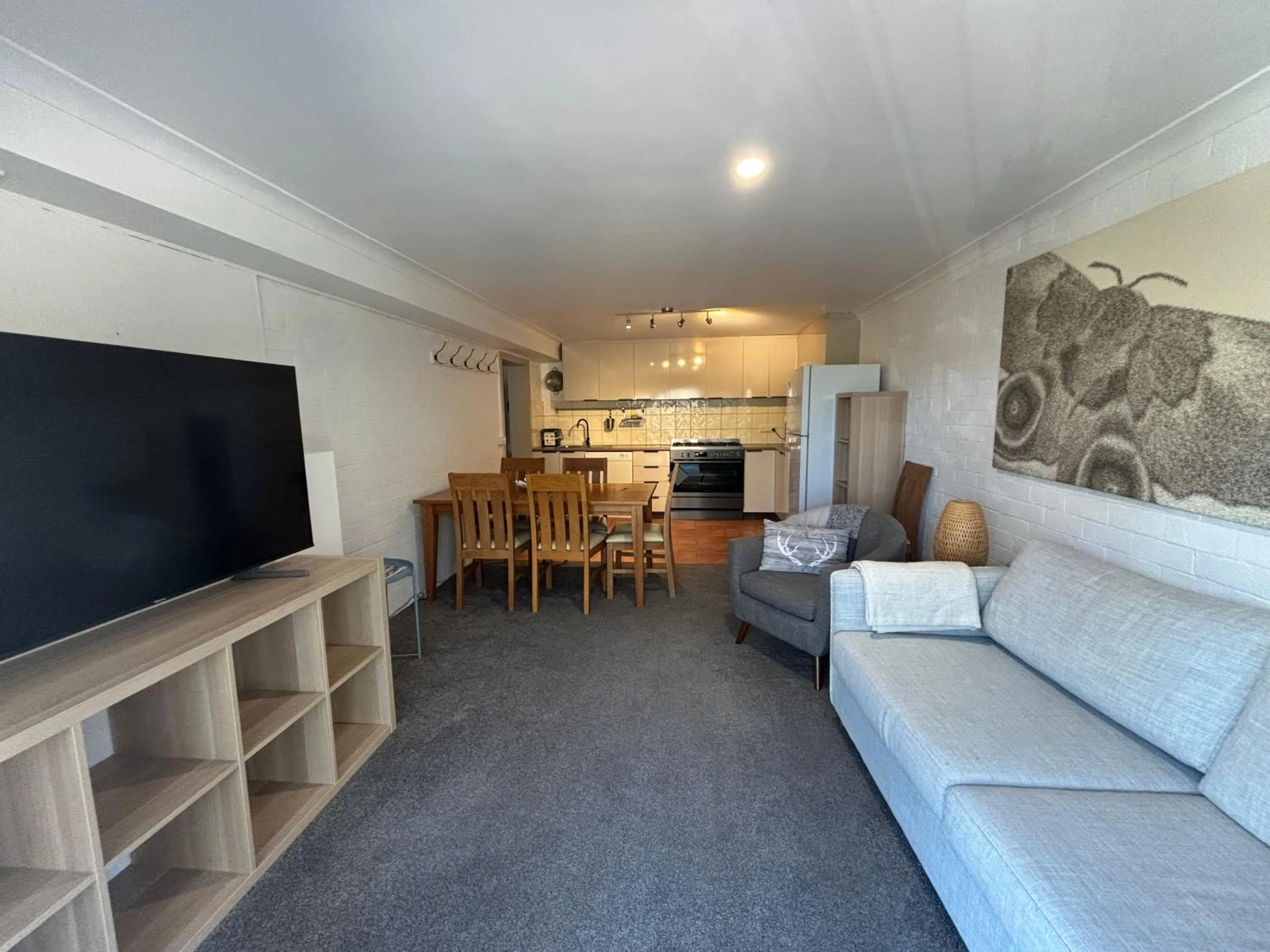 Cedarwood Apartments