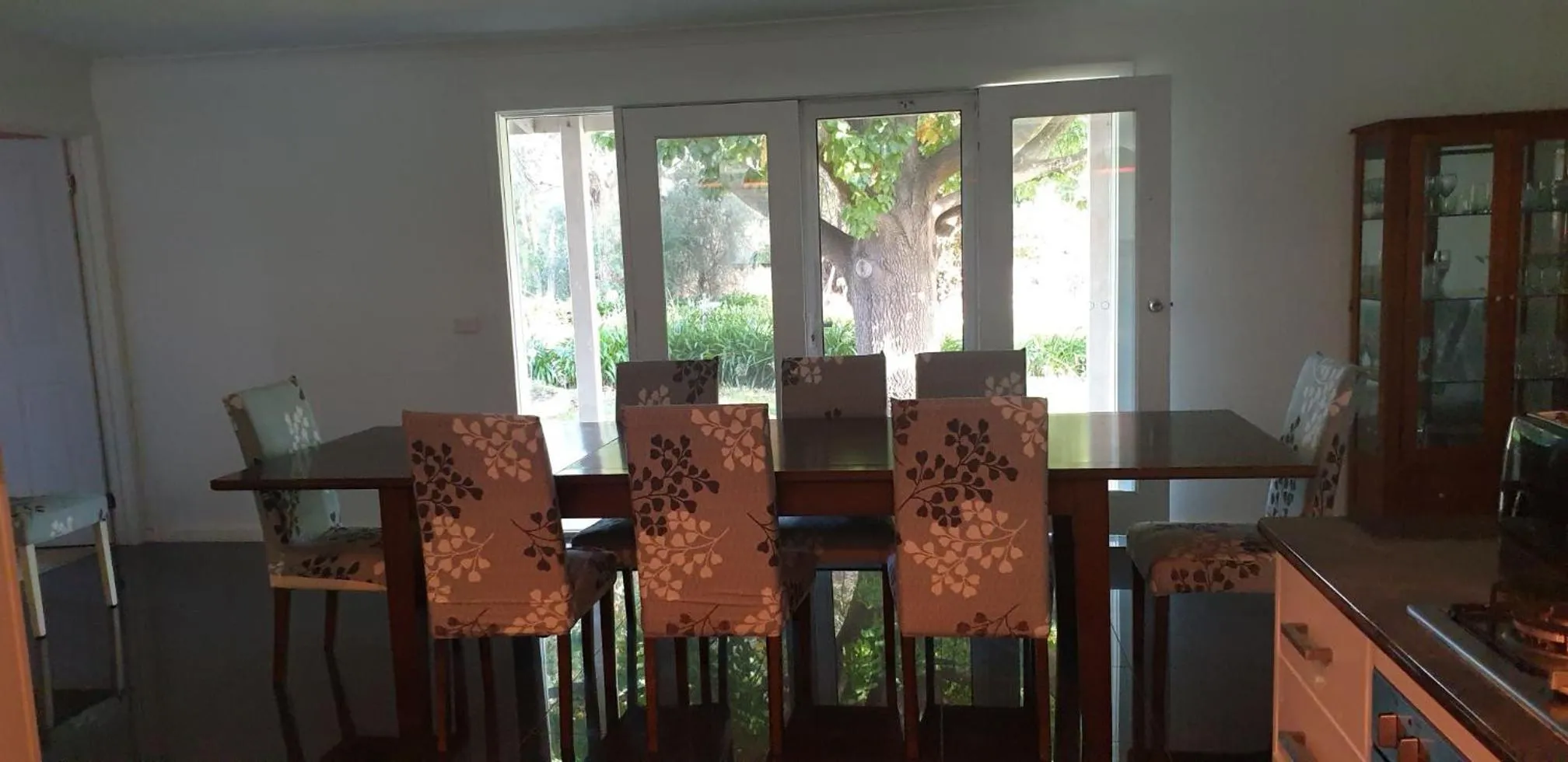 Dining area in Dixiglen Farm