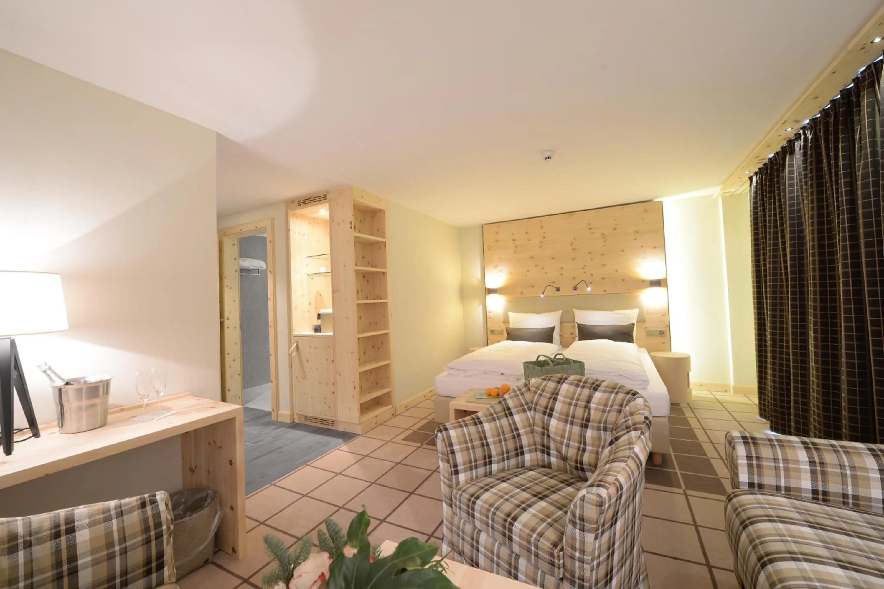 Bed in Alpenhotel Fleurs de Zermatt