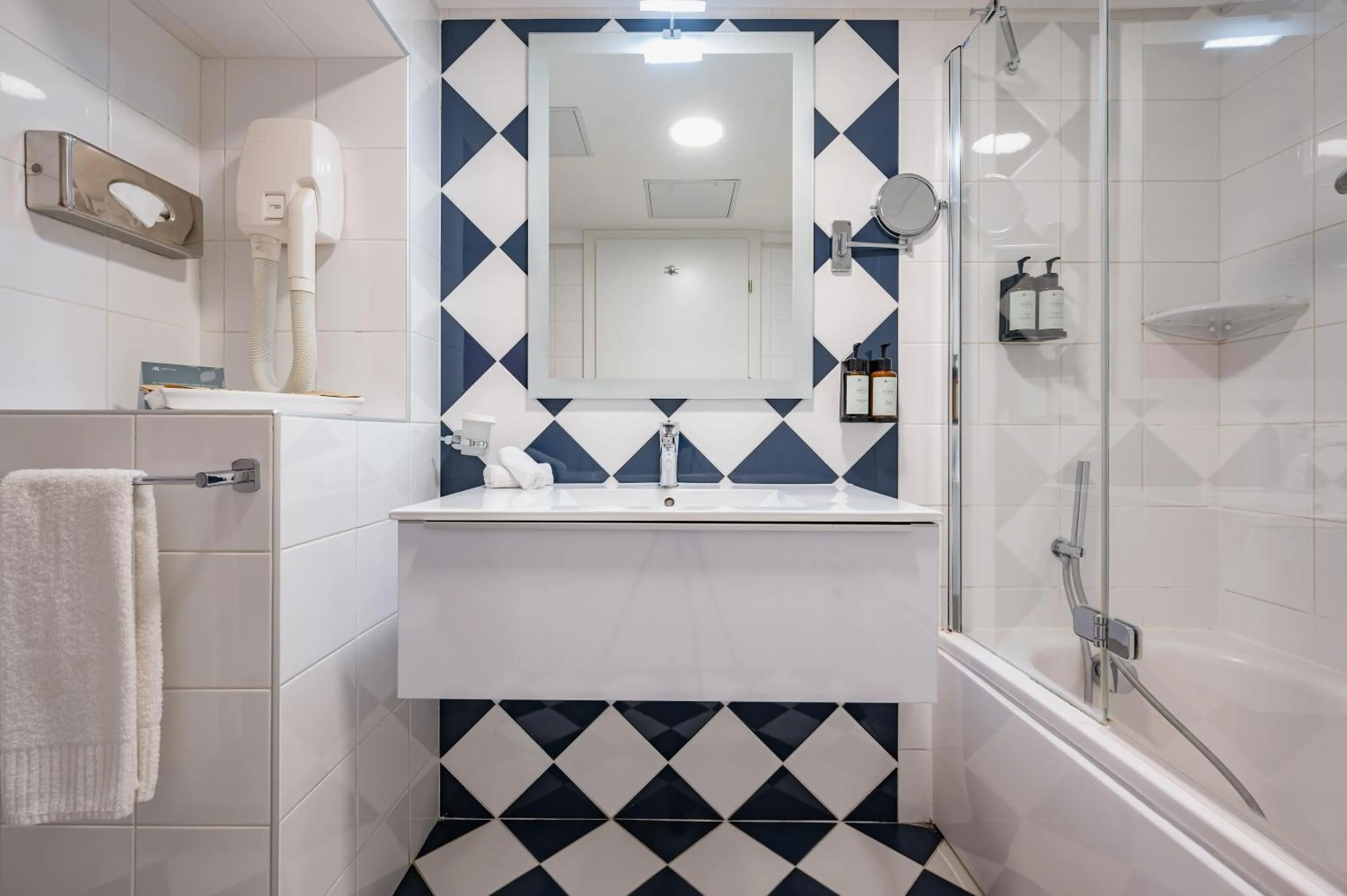 Bathroom in AX The Victoria Hotel