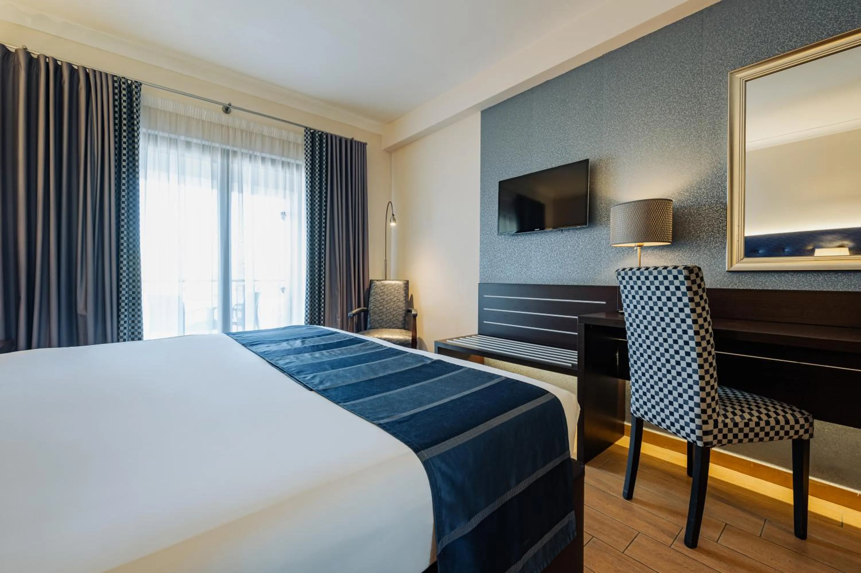 Bed in AX The Victoria Hotel