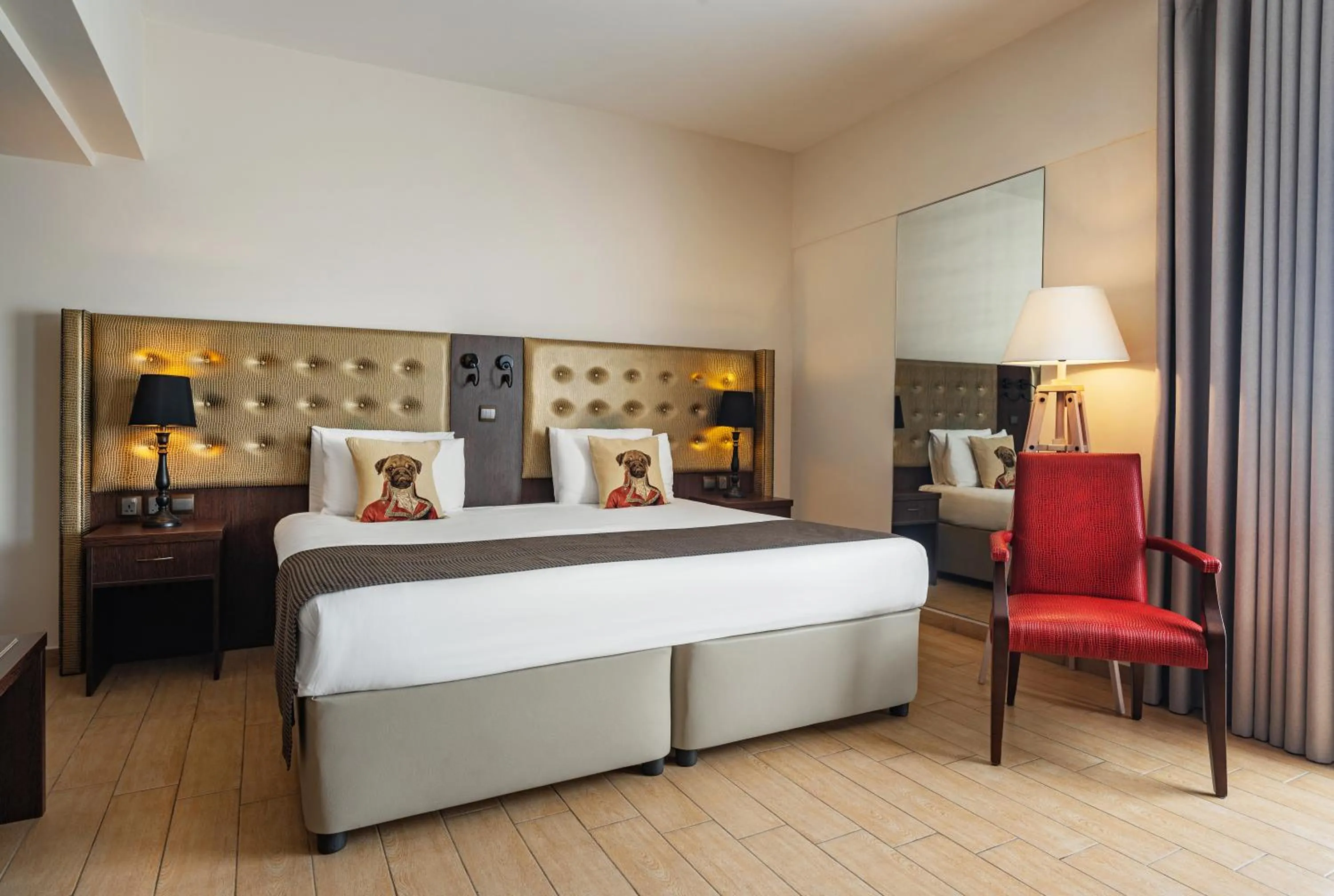 Bedroom, Bed in AX The Victoria Hotel