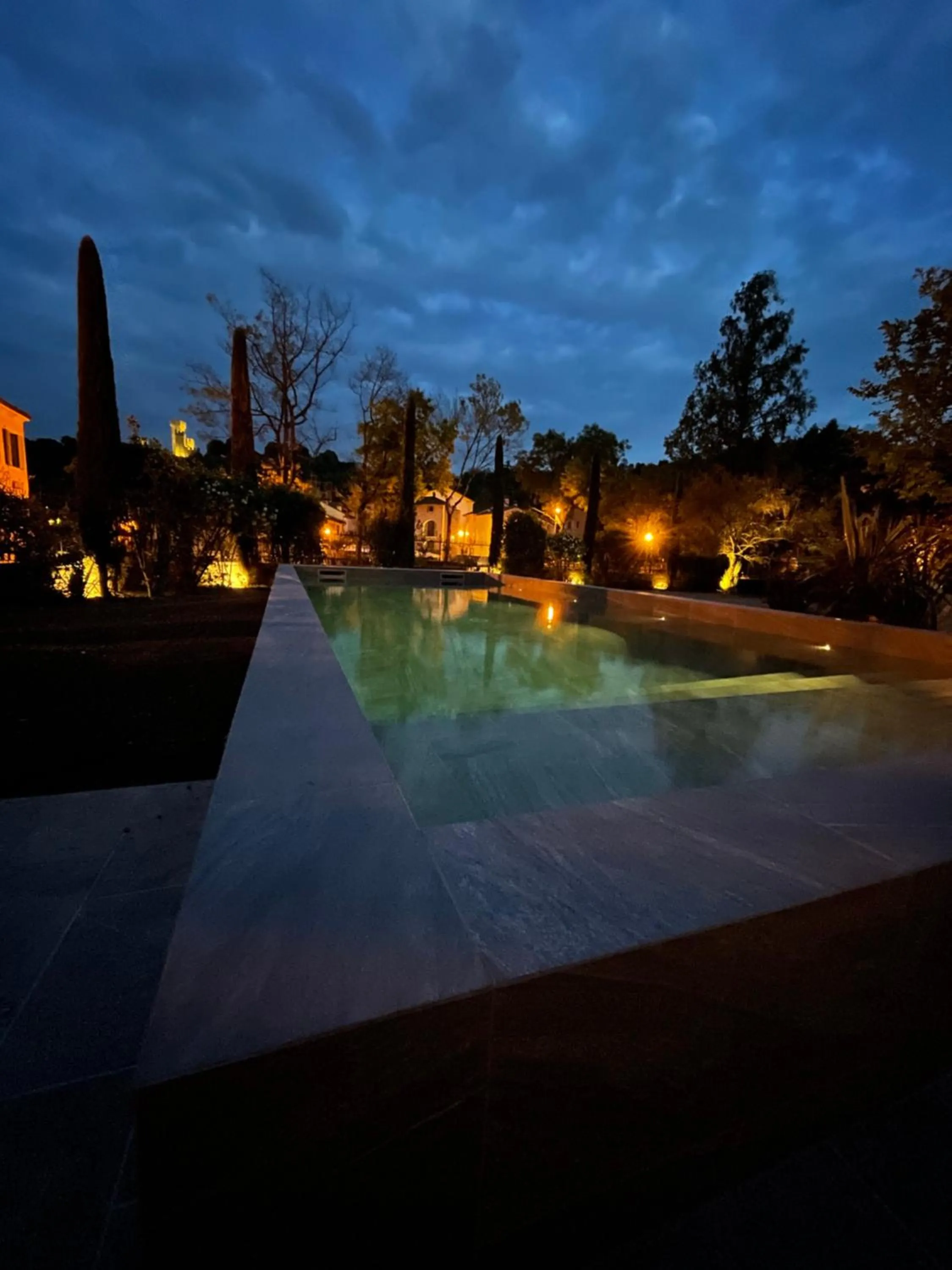 Swimming pool in Relais Villa Borghetto