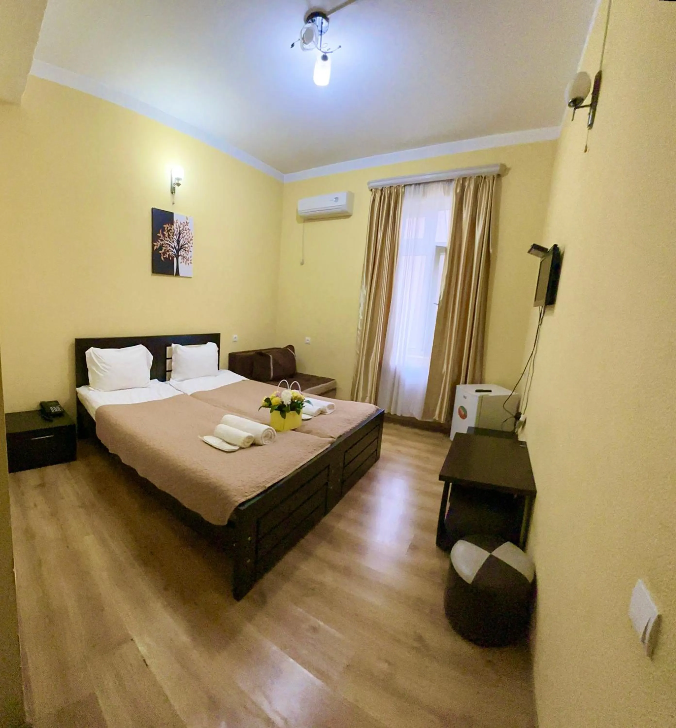 Bed in Qeroli old town