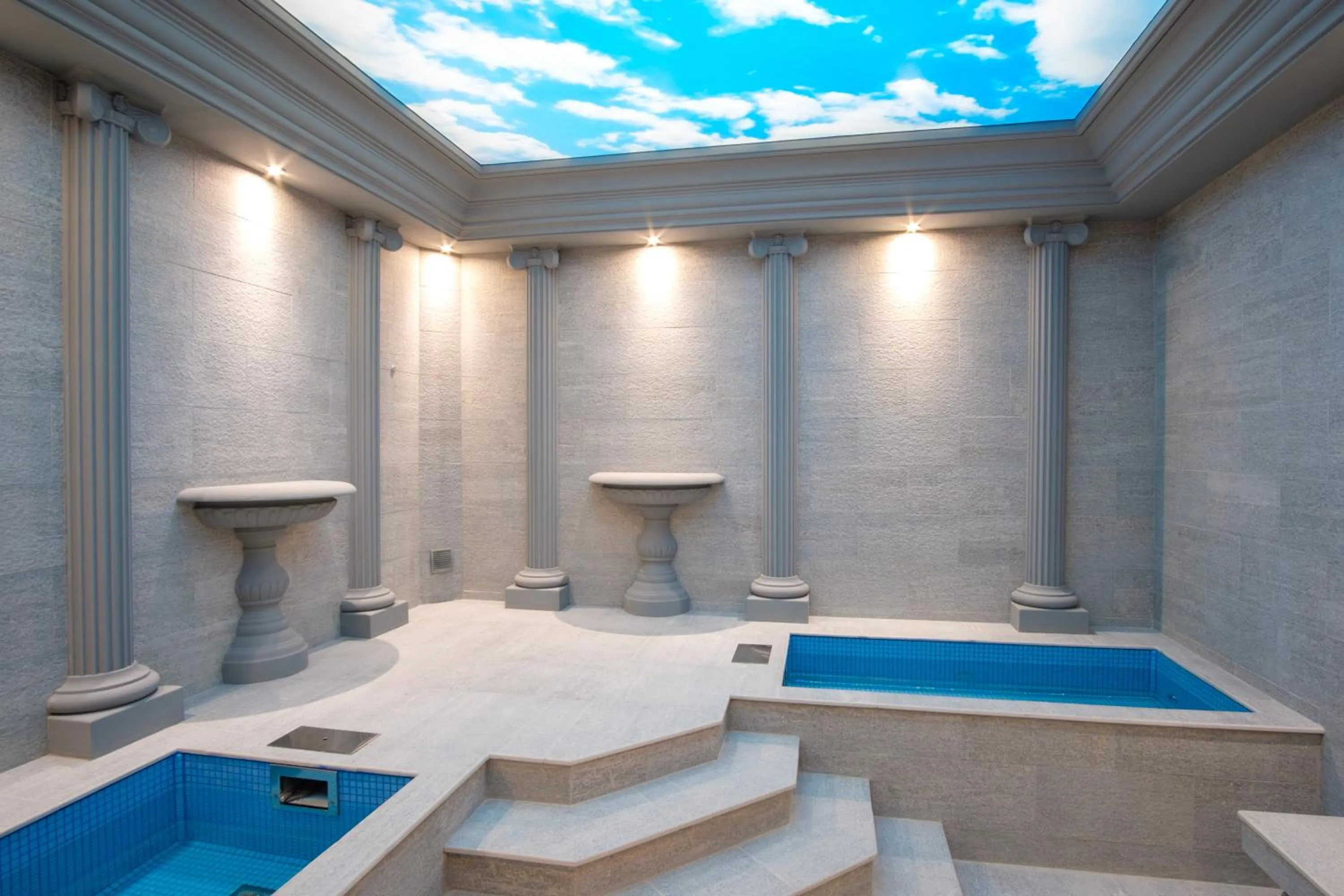 Hot Tub in Hotel Hills Sarajevo Congress & Thermal Spa Resort