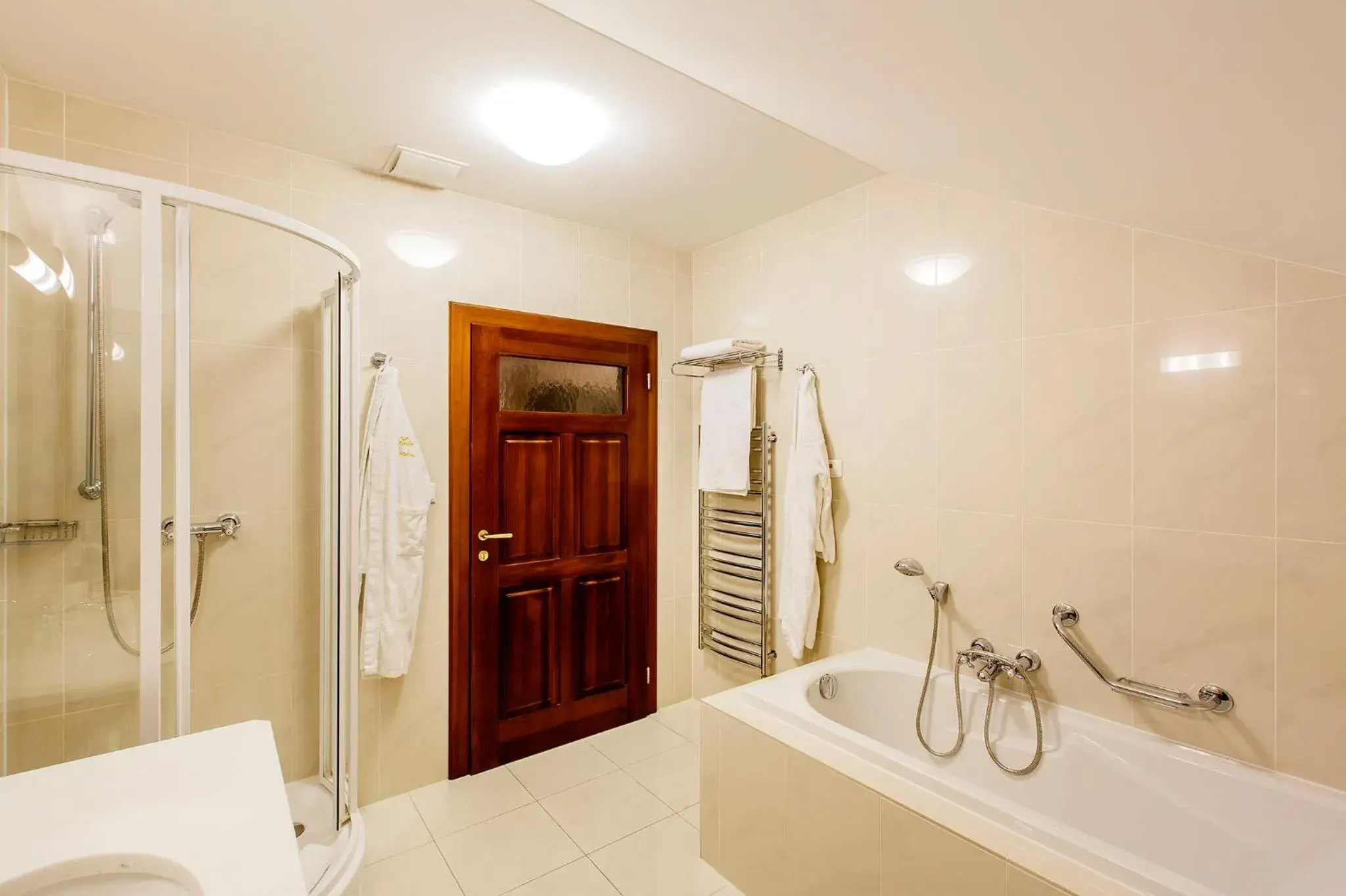 Deluxe Double Room in Hotel Bankov Košice Deluxe Double Room in Hotel Bankov Košice