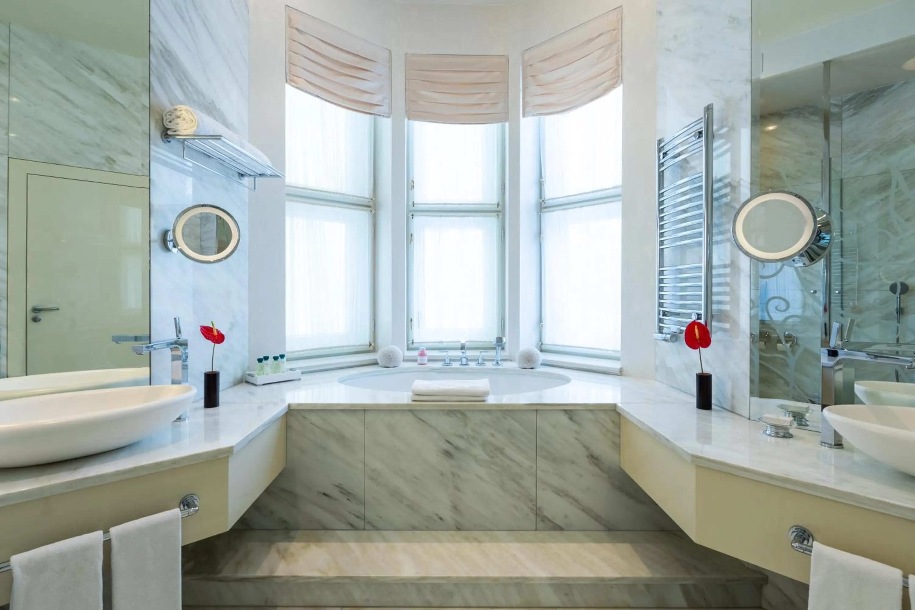 Bathroom in Grand Hotel Kempinski High Tatras