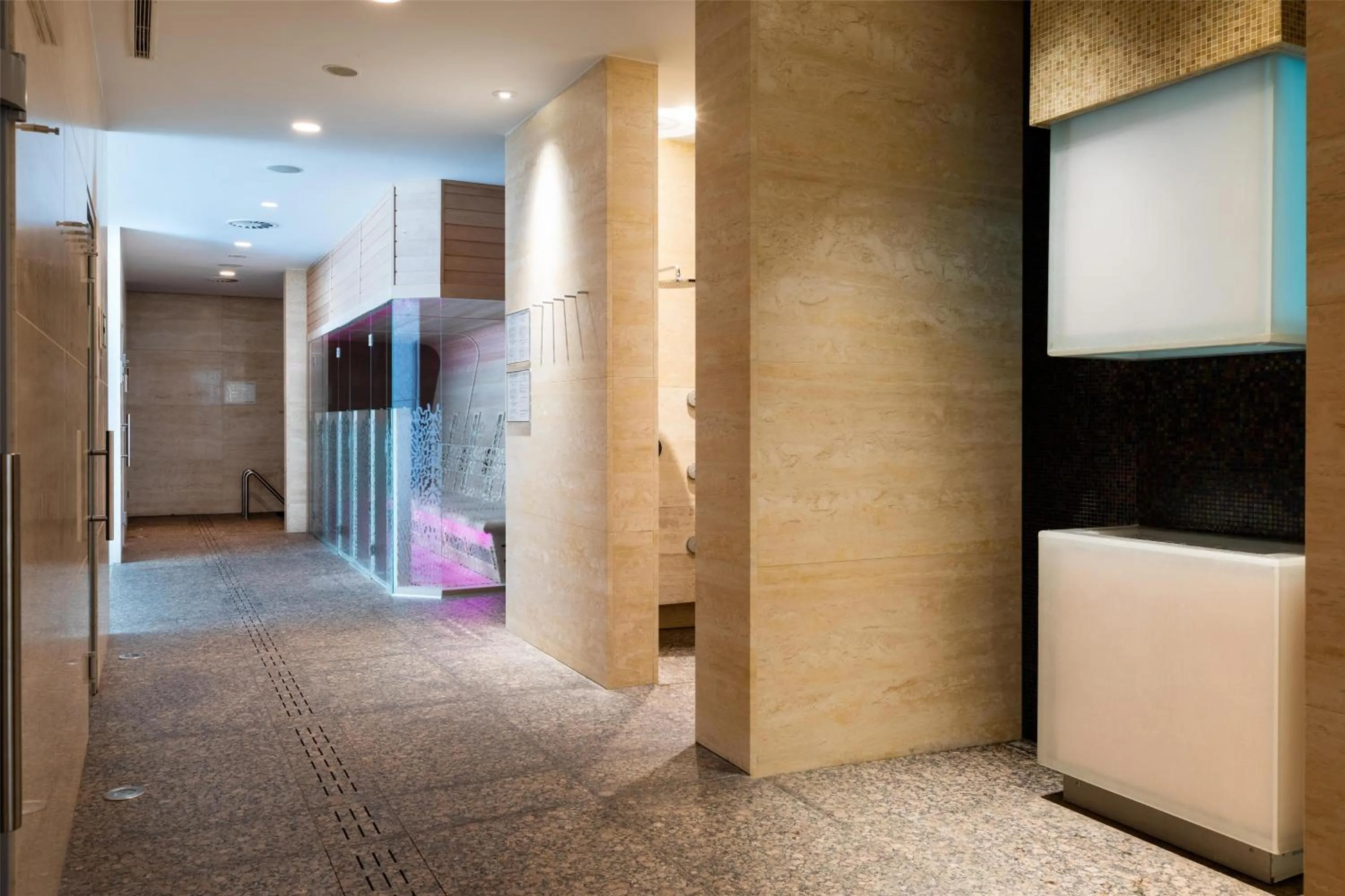 Spa and wellness centre/facilities in Grand Hotel Kempinski High Tatras