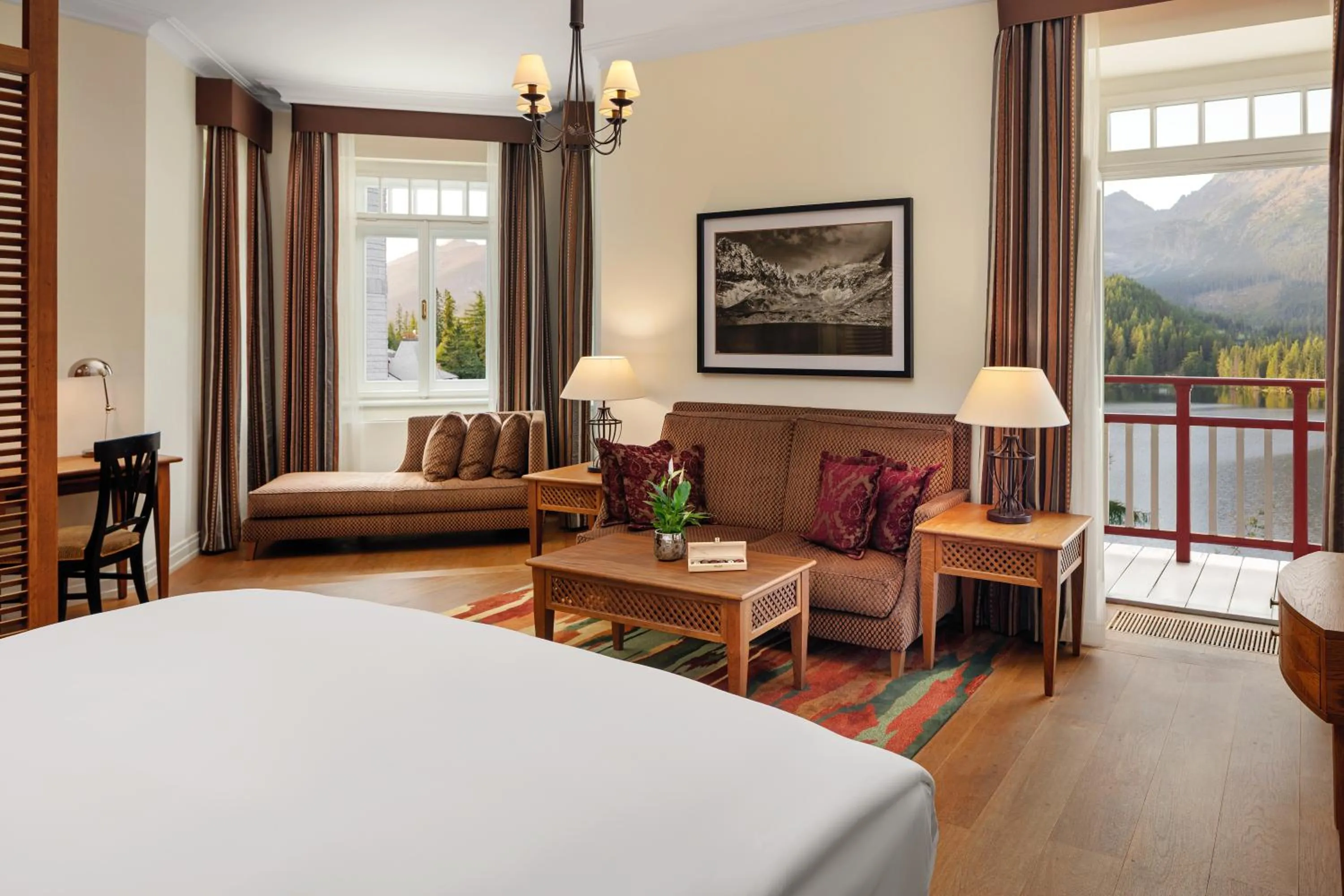 Seating area in Grand Hotel Kempinski High Tatras