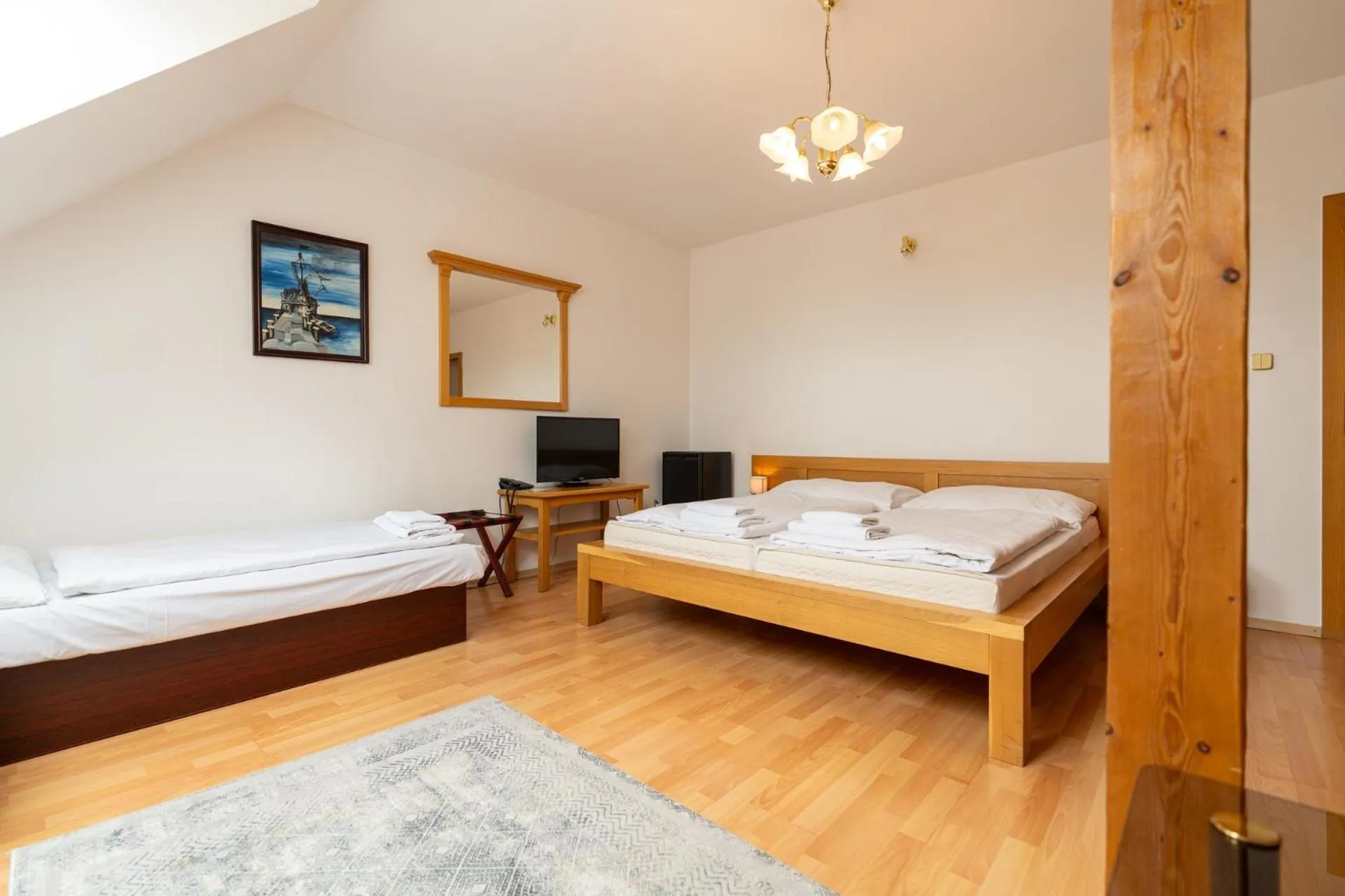 TV and multimedia, Bed in Hotel Arkada