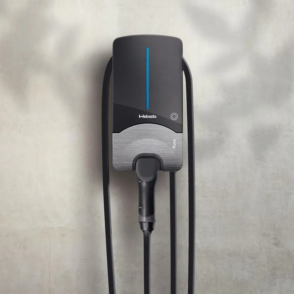 Property building in HOTEL CENTRUM with free parking