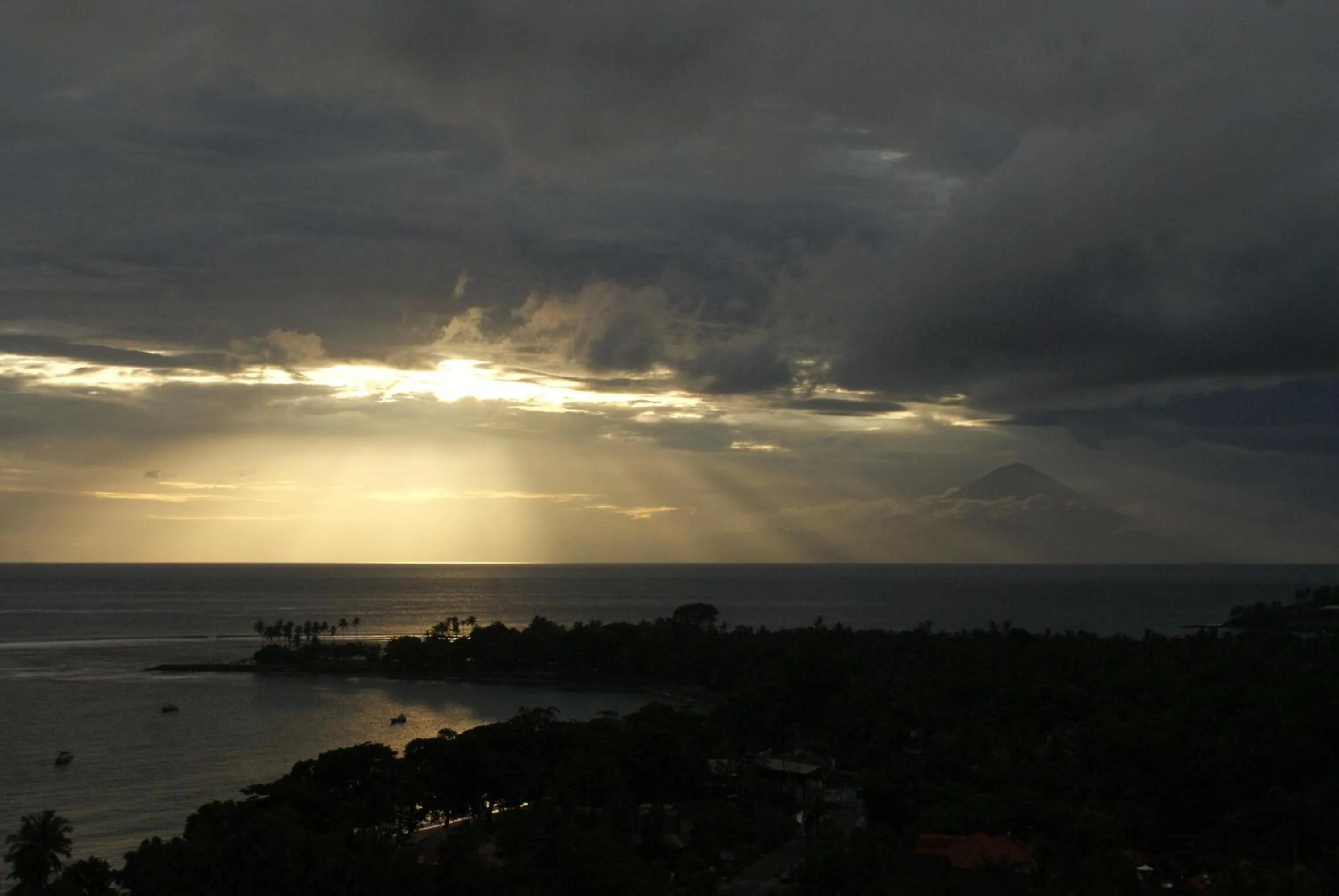 Sunset in Villa Buah