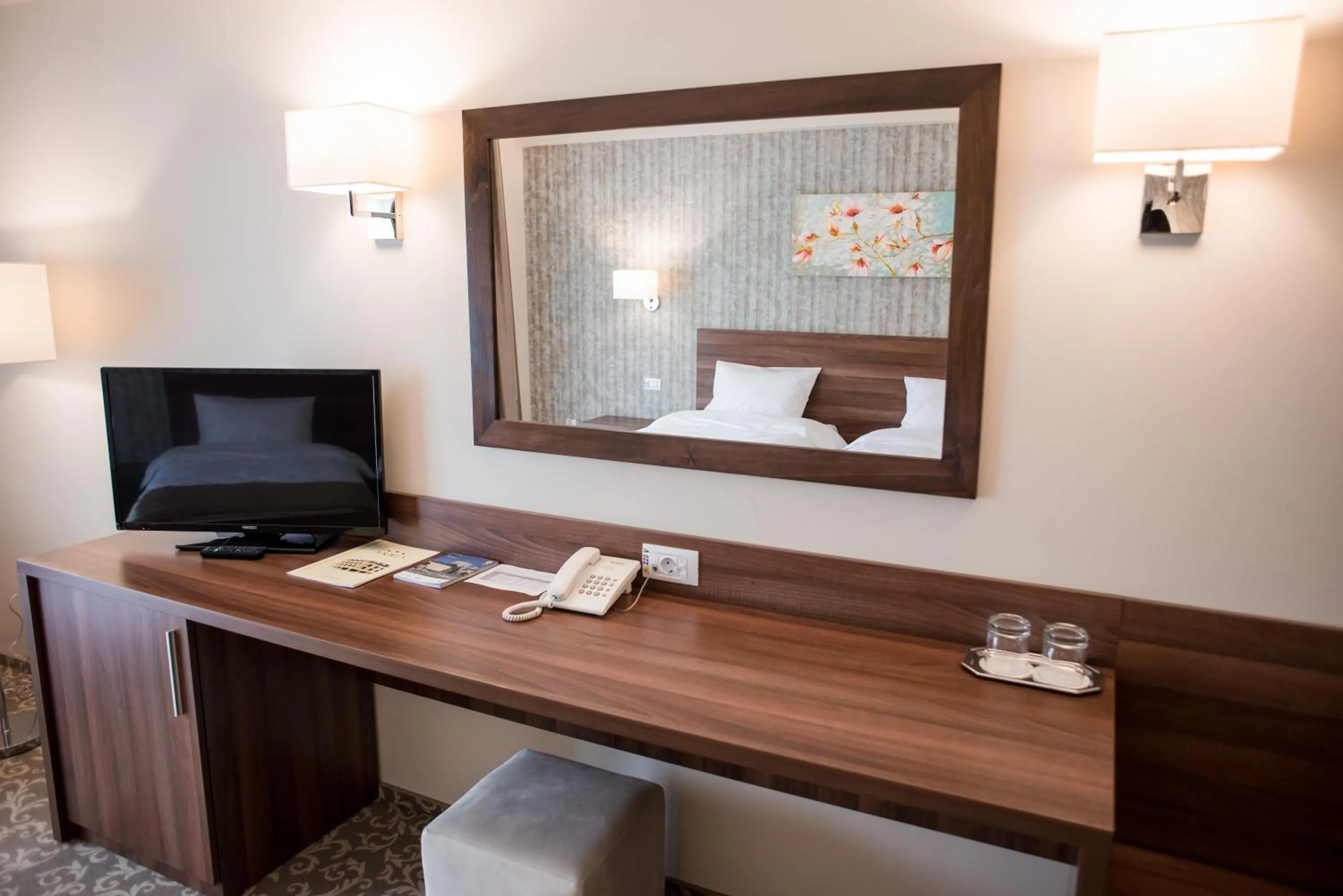 Other, Bed in Hotel Arnia