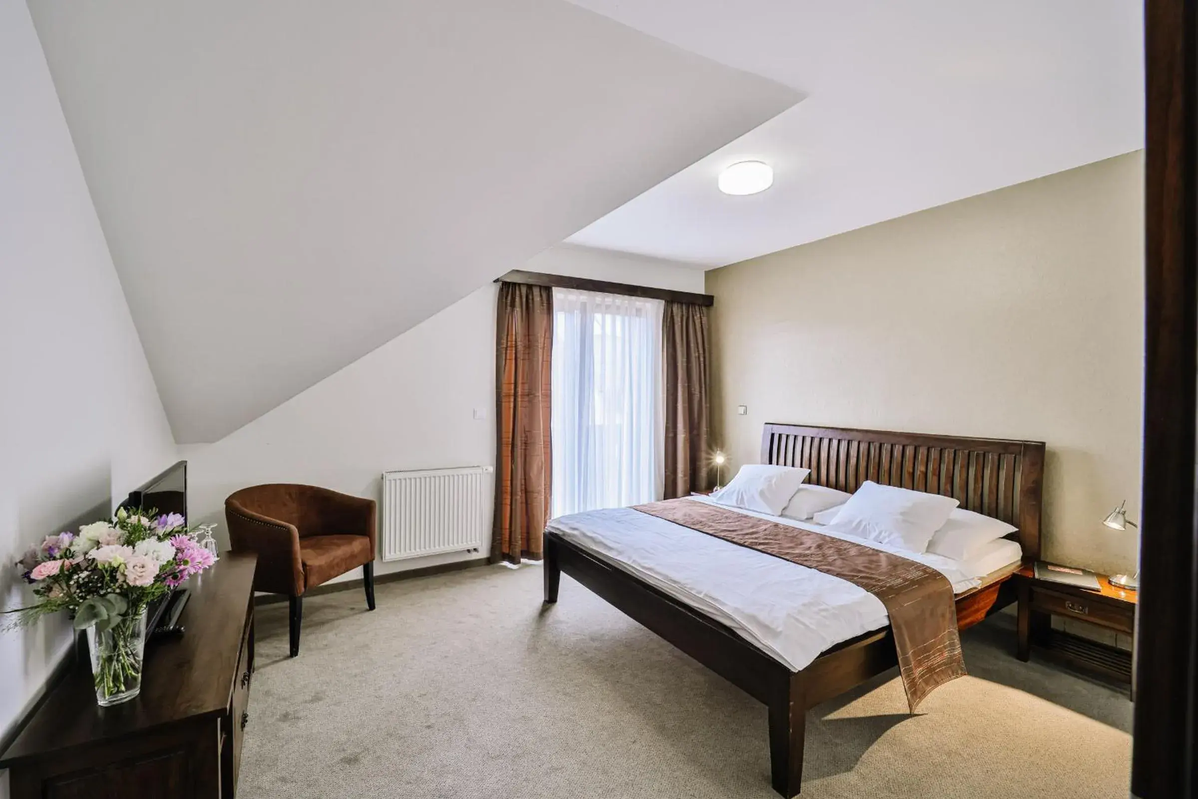 One-Bedroom Suite with Balcony in Penzion Drak One-Bedroom Suite with Balcony in Penzion Drak