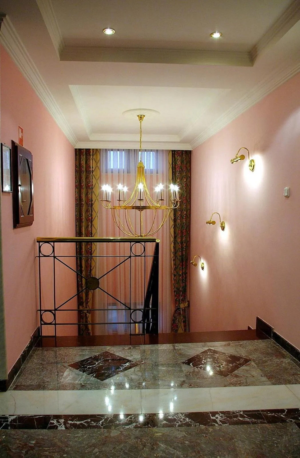 Decorative detail in Bellevue Hotel and Resort