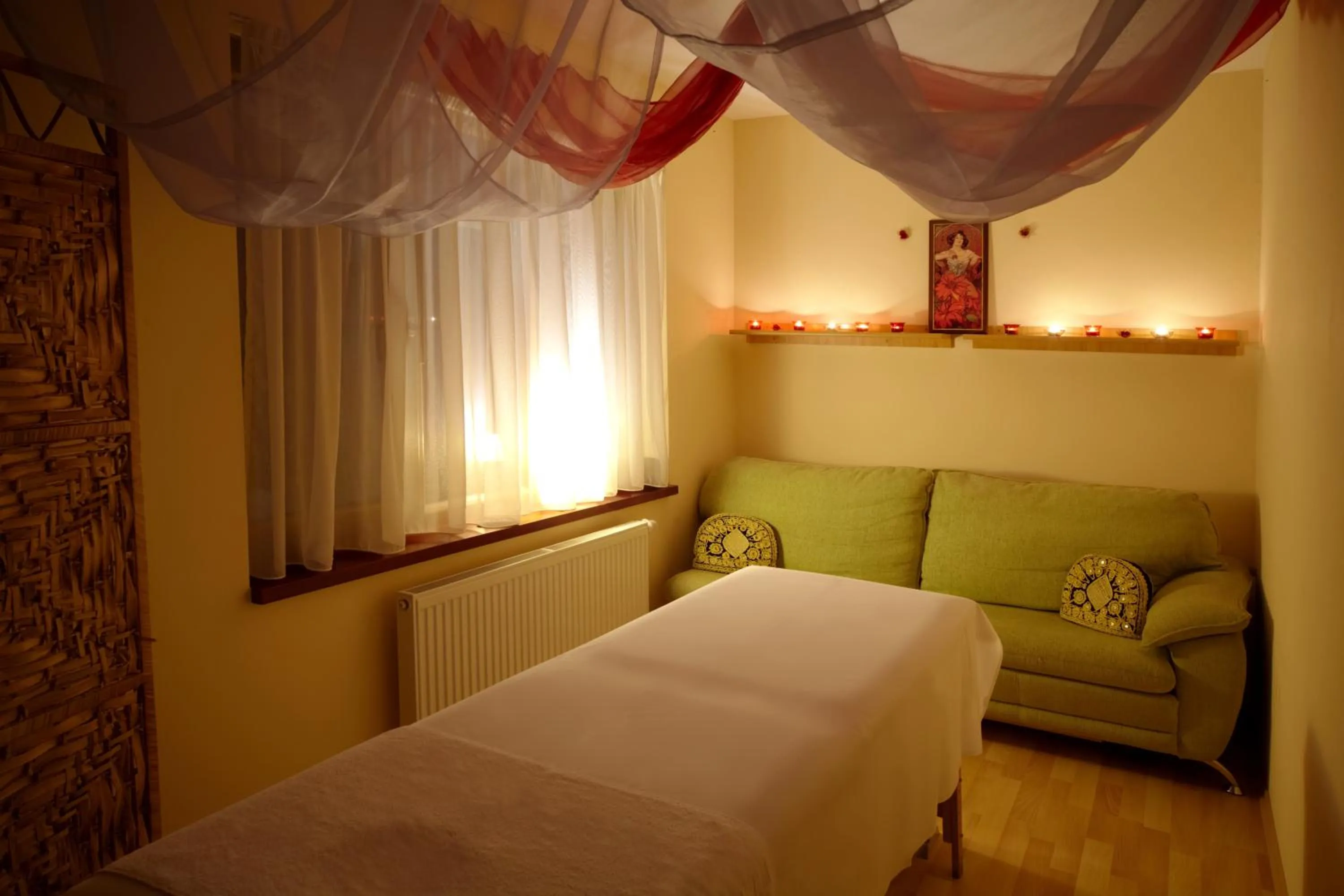 Massage, Bed in Boutique Hotel Maraton