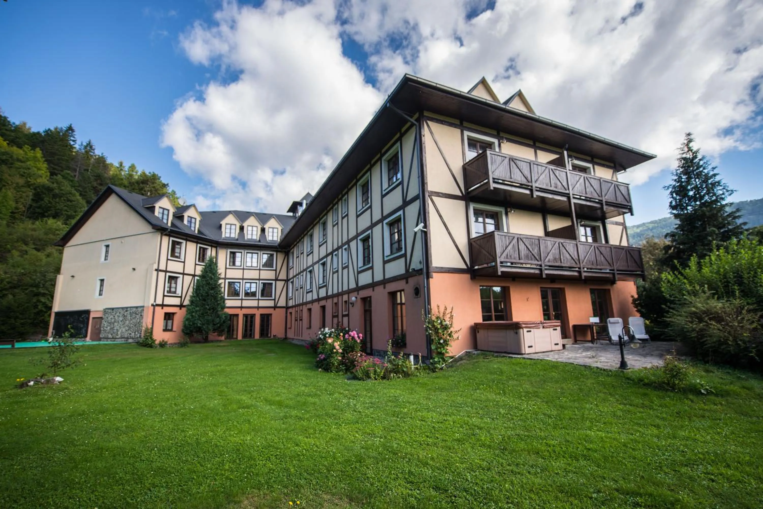 Facade/entrance in Hotel GOLFER