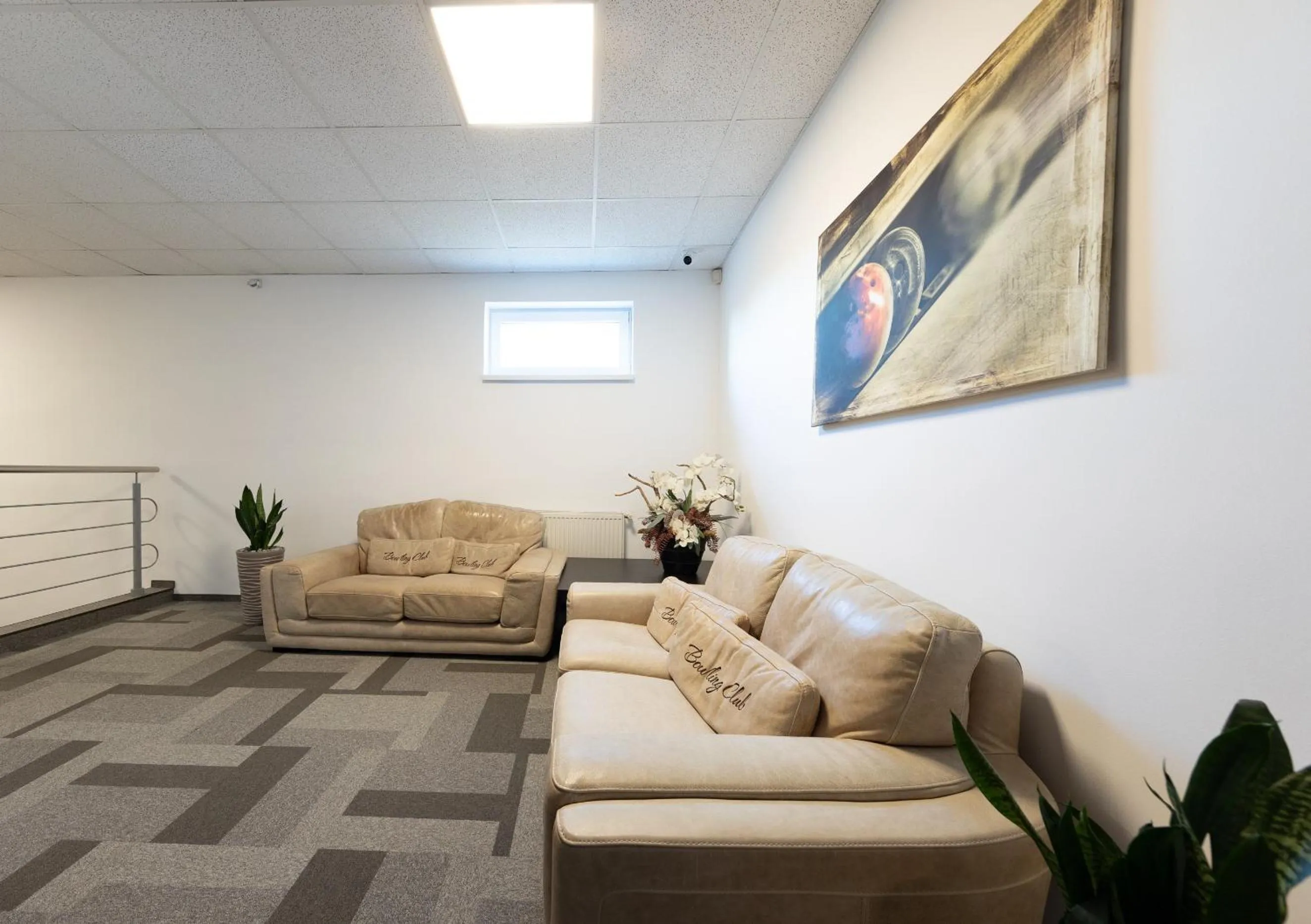 Seating area in BNC Hotel - Restaurant - Bowling