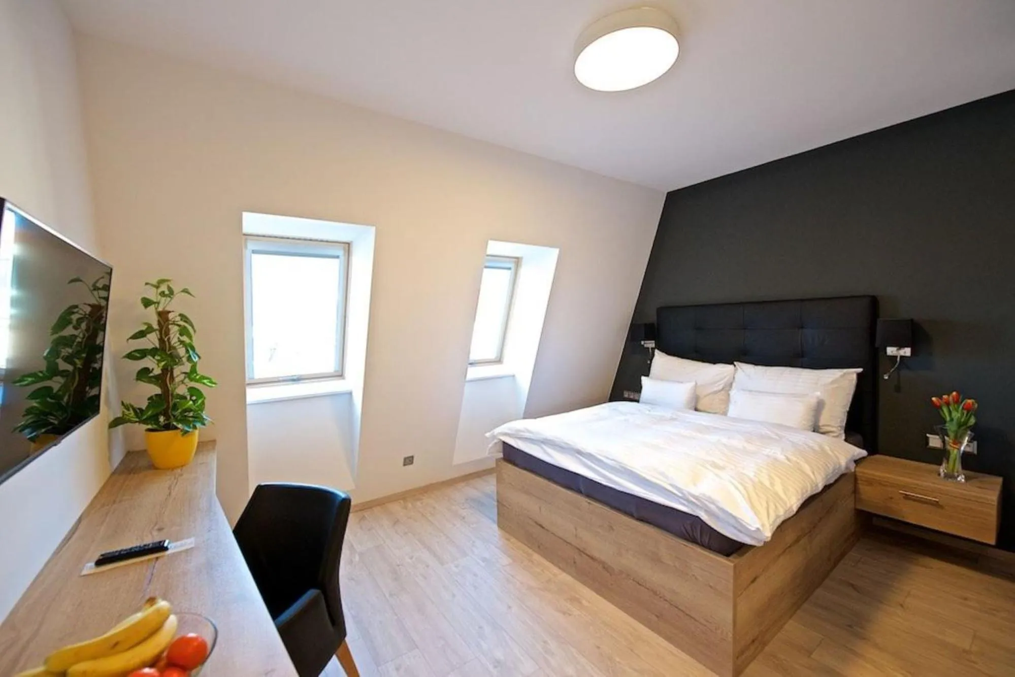 TV and multimedia, Bed in Grand Hotel Trenčin