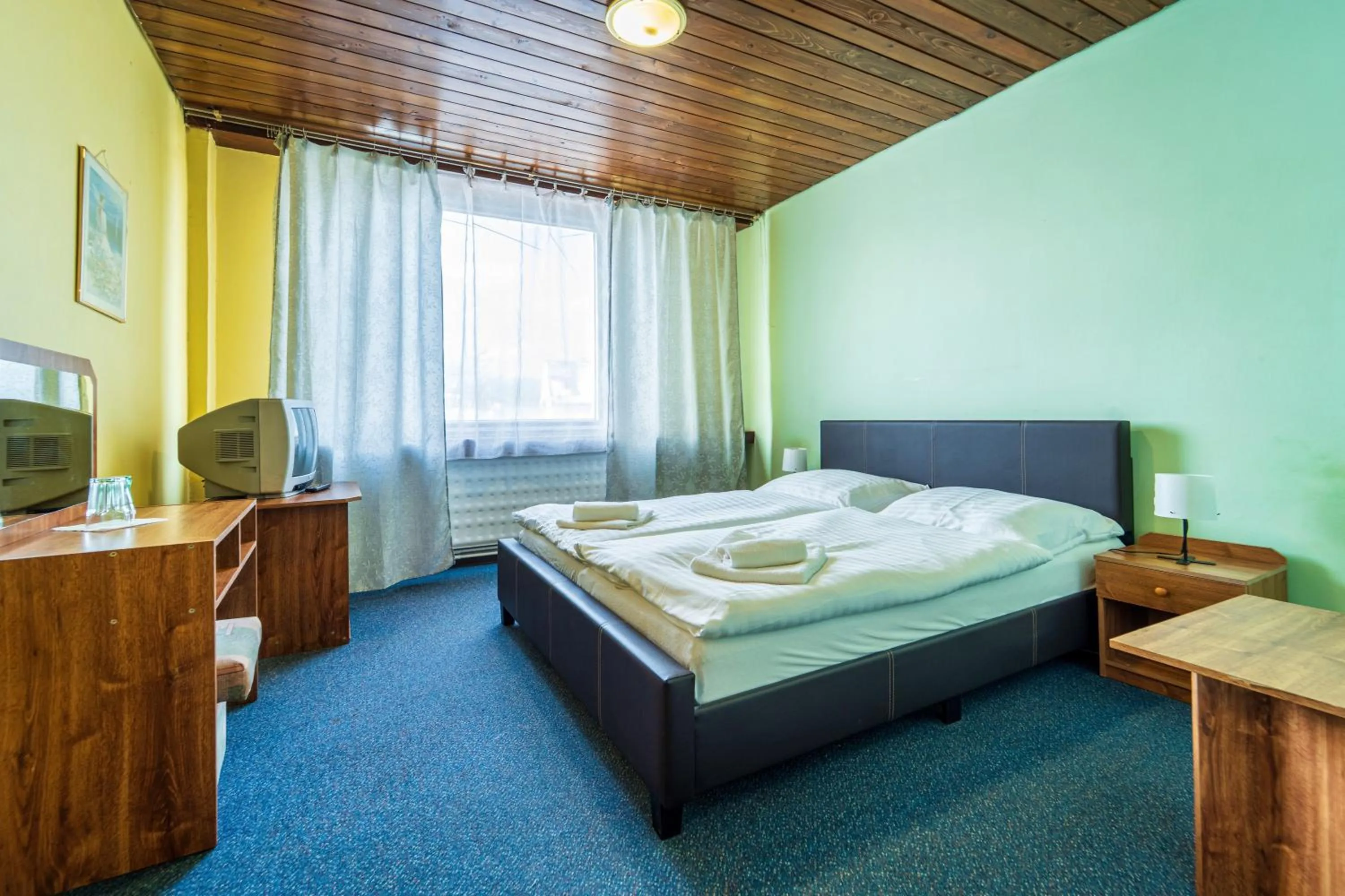 Photo of the whole room, Bed in Hotel Slovakia