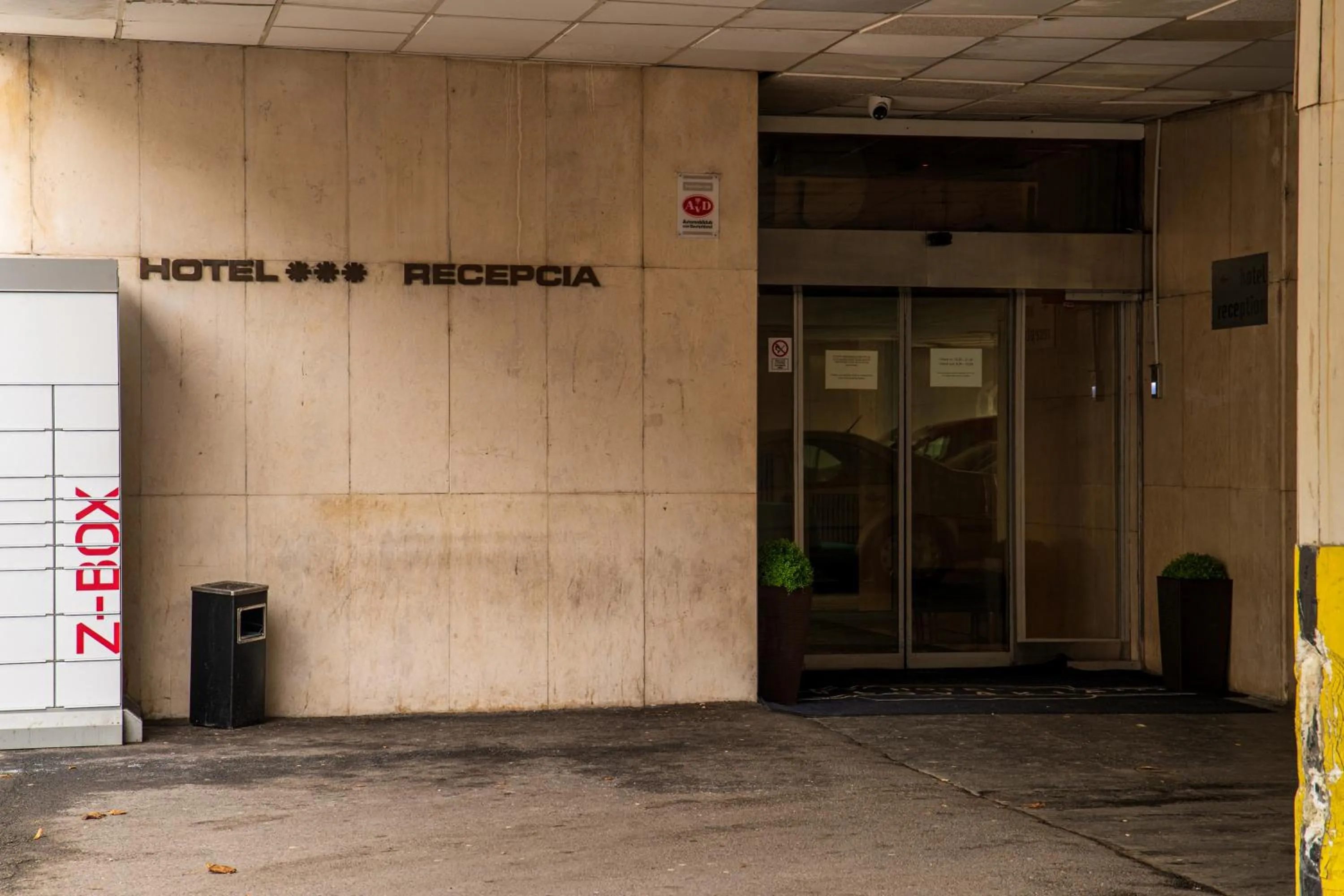 Facade/entrance in Hotel Slovakia