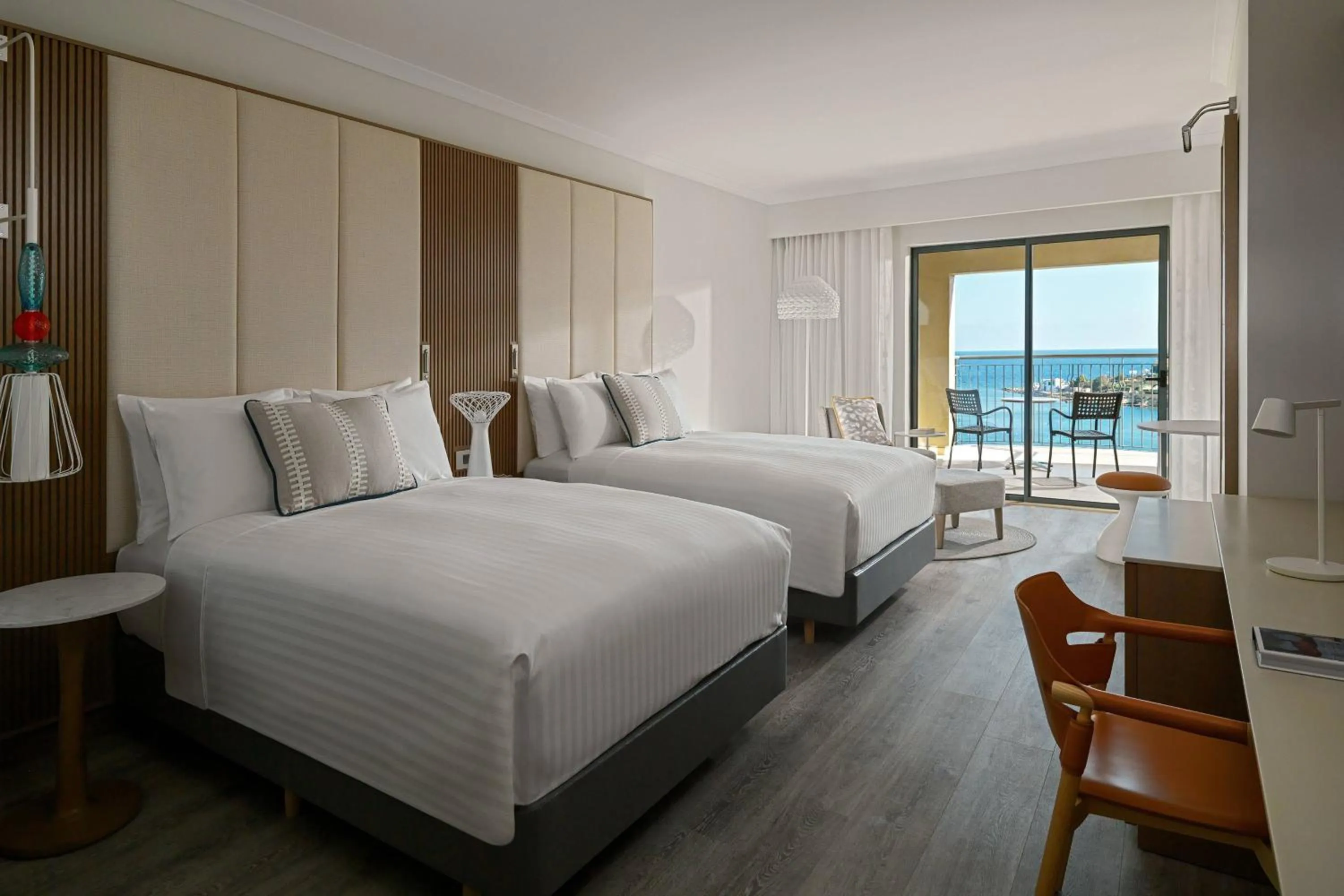 Photo of the whole room, Bed in Malta Marriott Resort & Spa