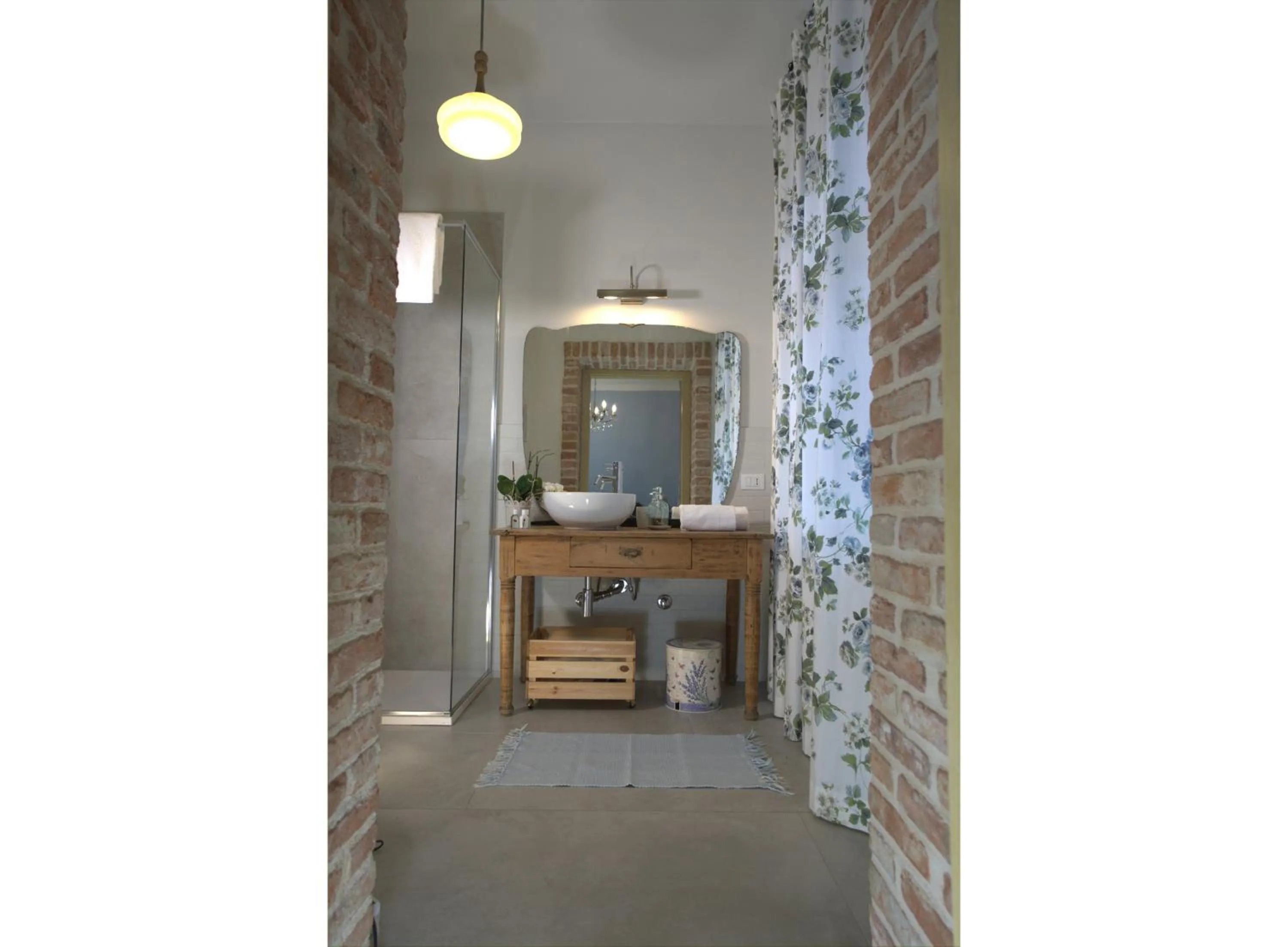 Bathroom in Antico Casale Mattei - Adult only