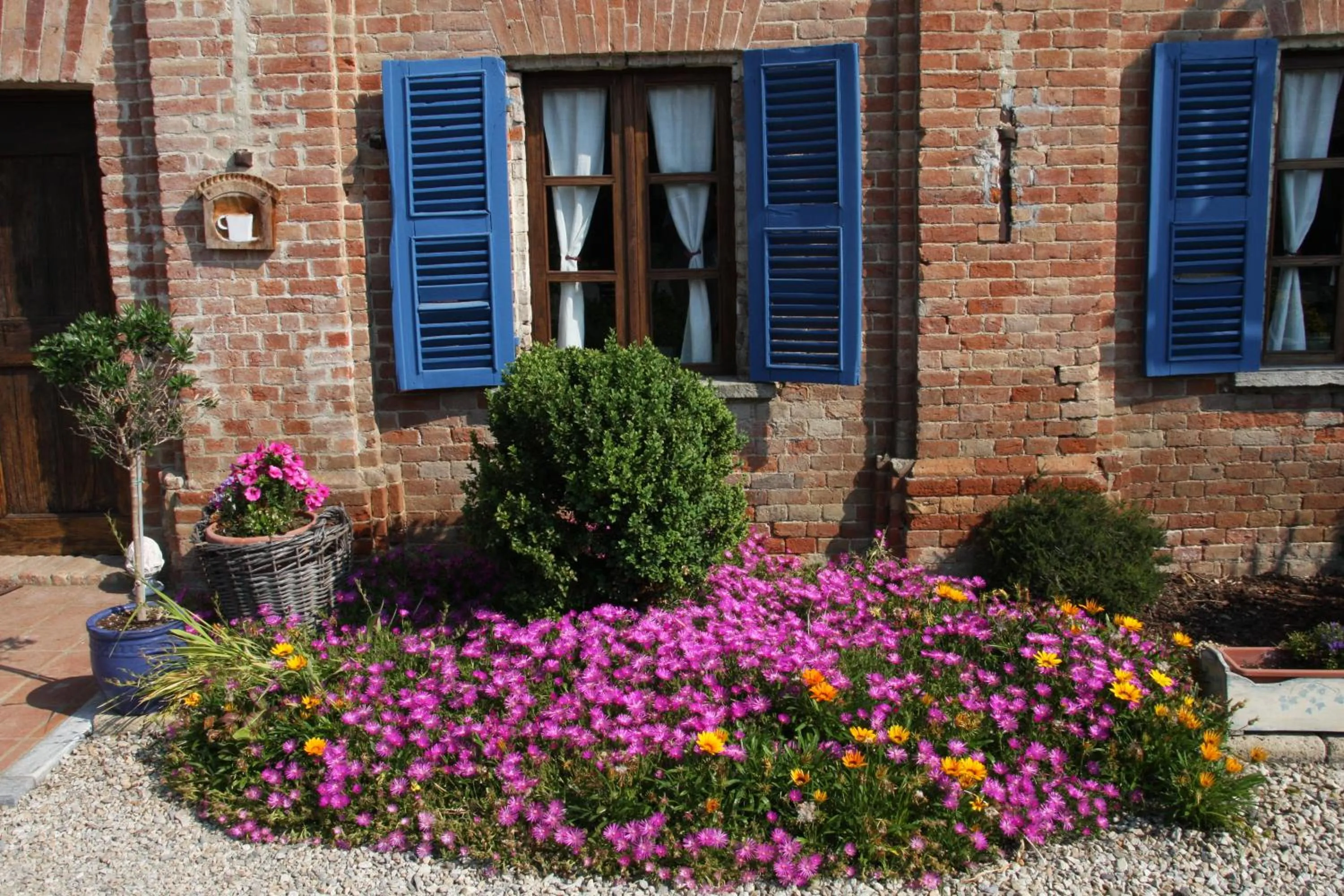 Facade/entrance in Antico Casale Mattei - Adult only