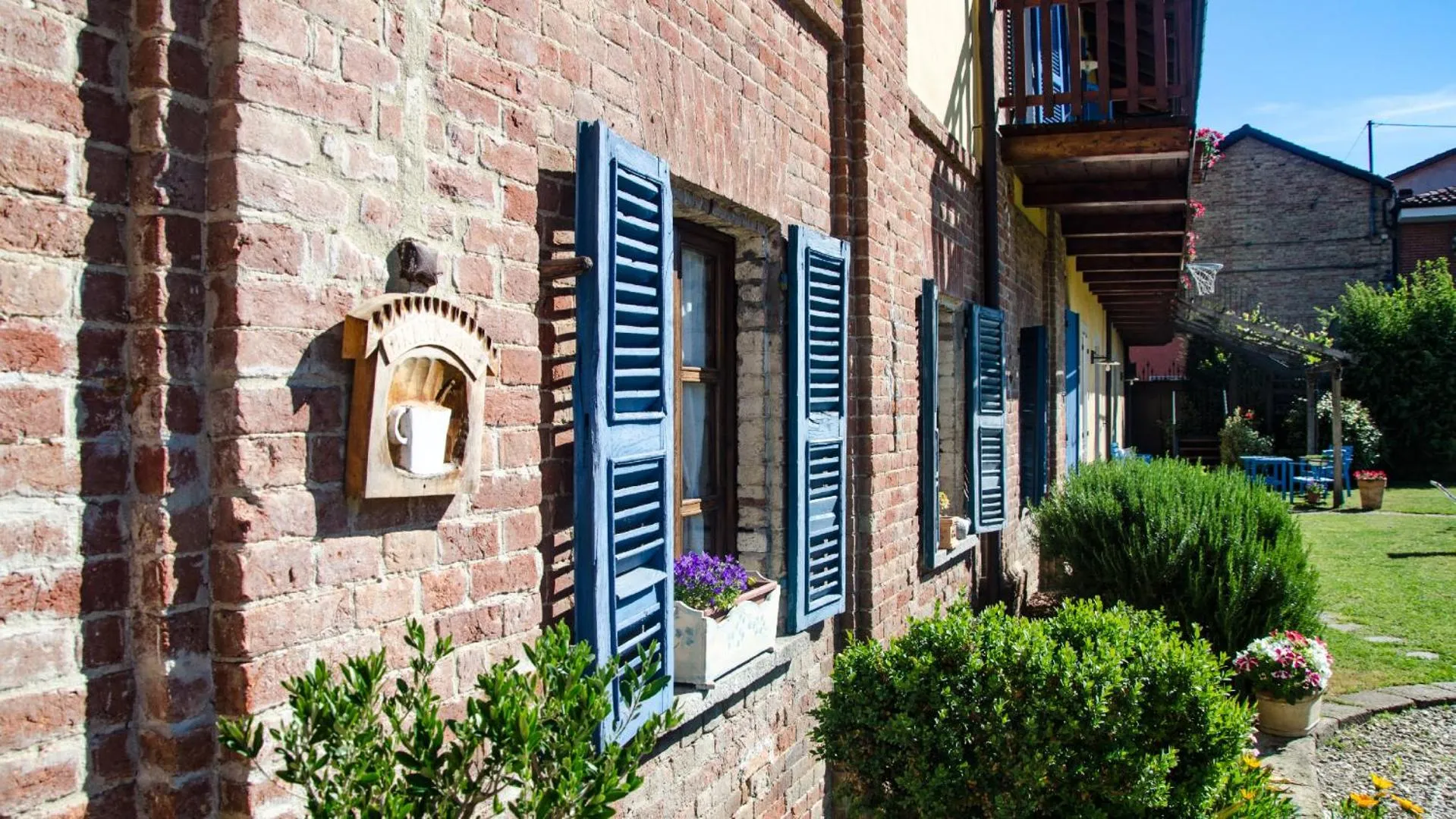 Garden in Antico Casale Mattei - Adult only