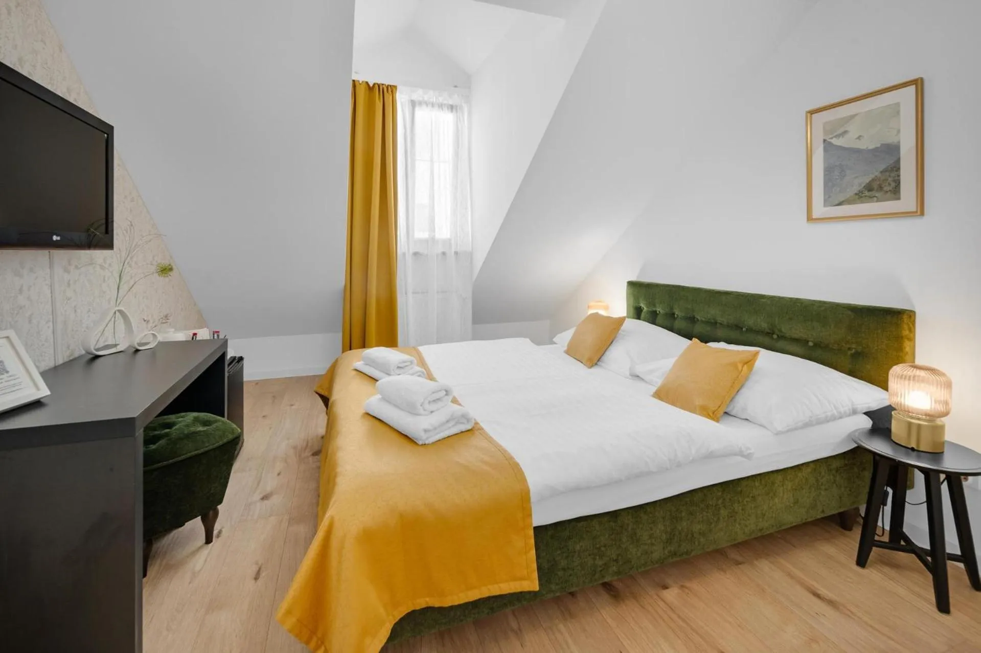 Bedroom, Bed in Garni Hotel VIRGO