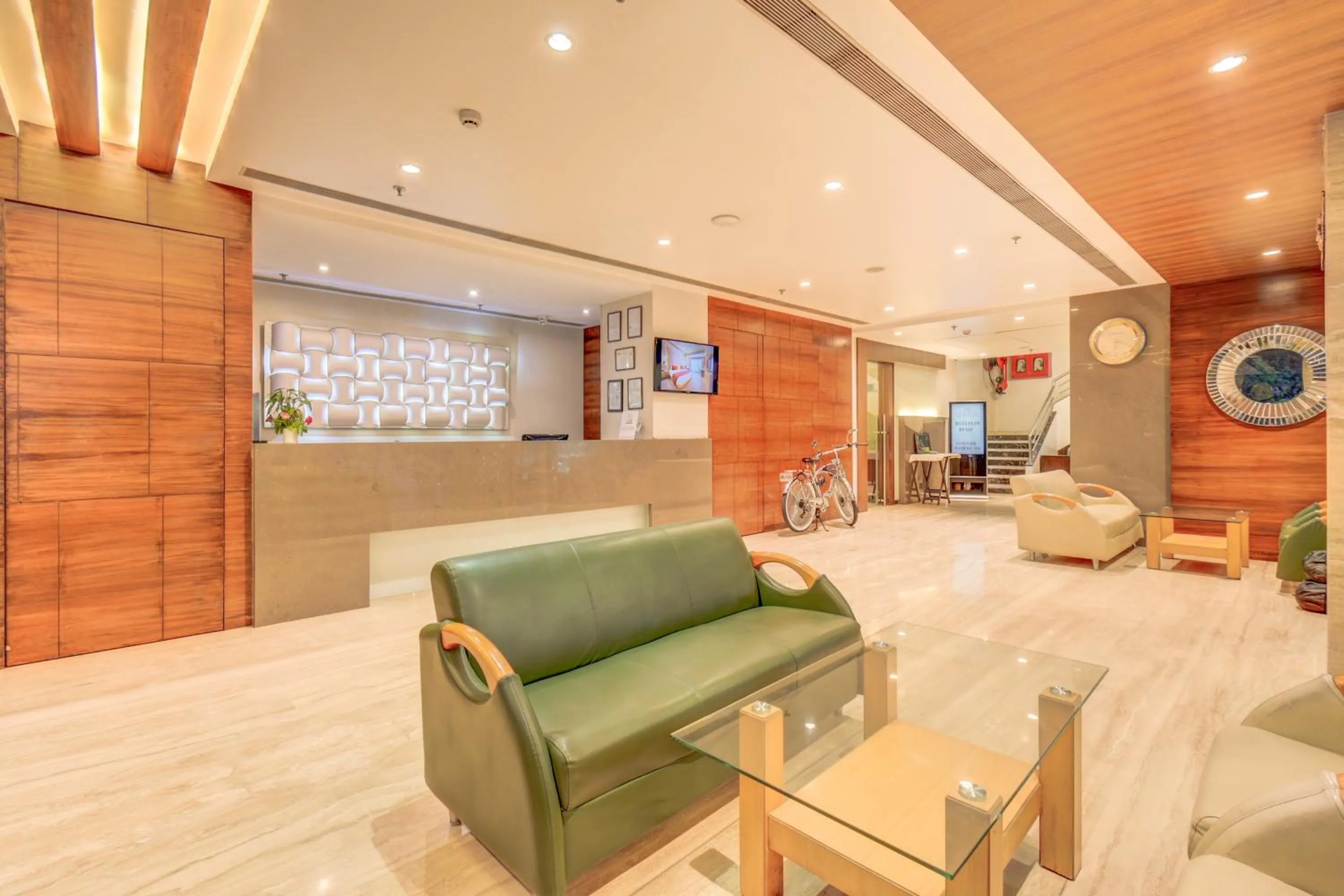 Lobby or reception in The SSK Solitaire Hotel & Banquets